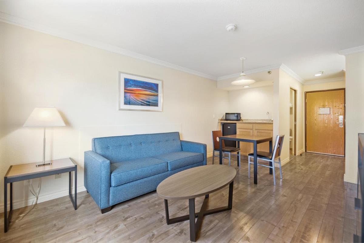 SureStay Hotel by Best Western Fontana gallery photo in Fontana, CA — image 8