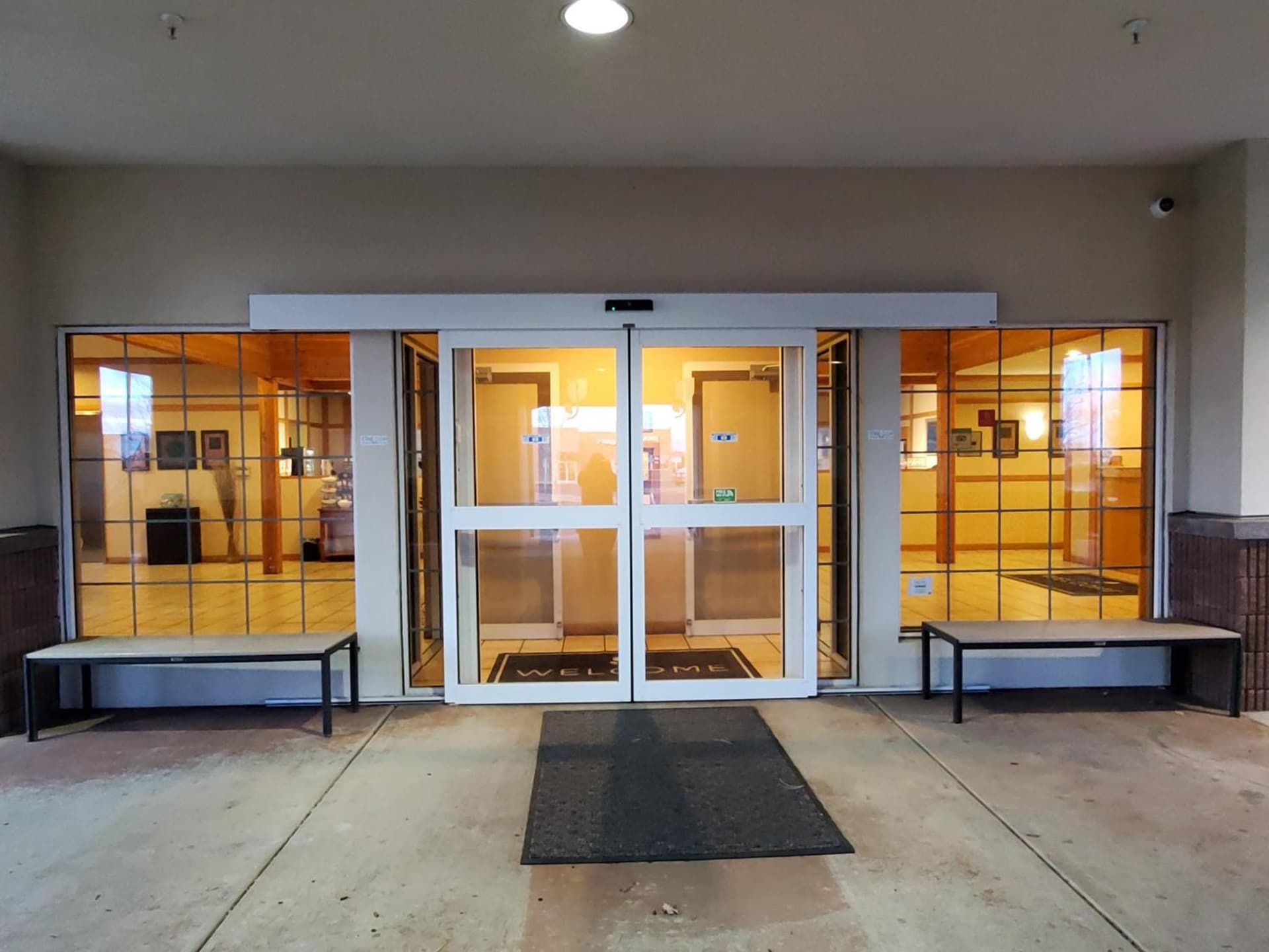 Country Inn & Suites by Radisson, Bend, OR gallery photo in Bend, OR — image 17