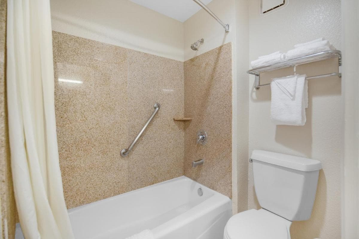 SureStay Hotel by Best Western Fontana gallery photo in Fontana, CA — image 13