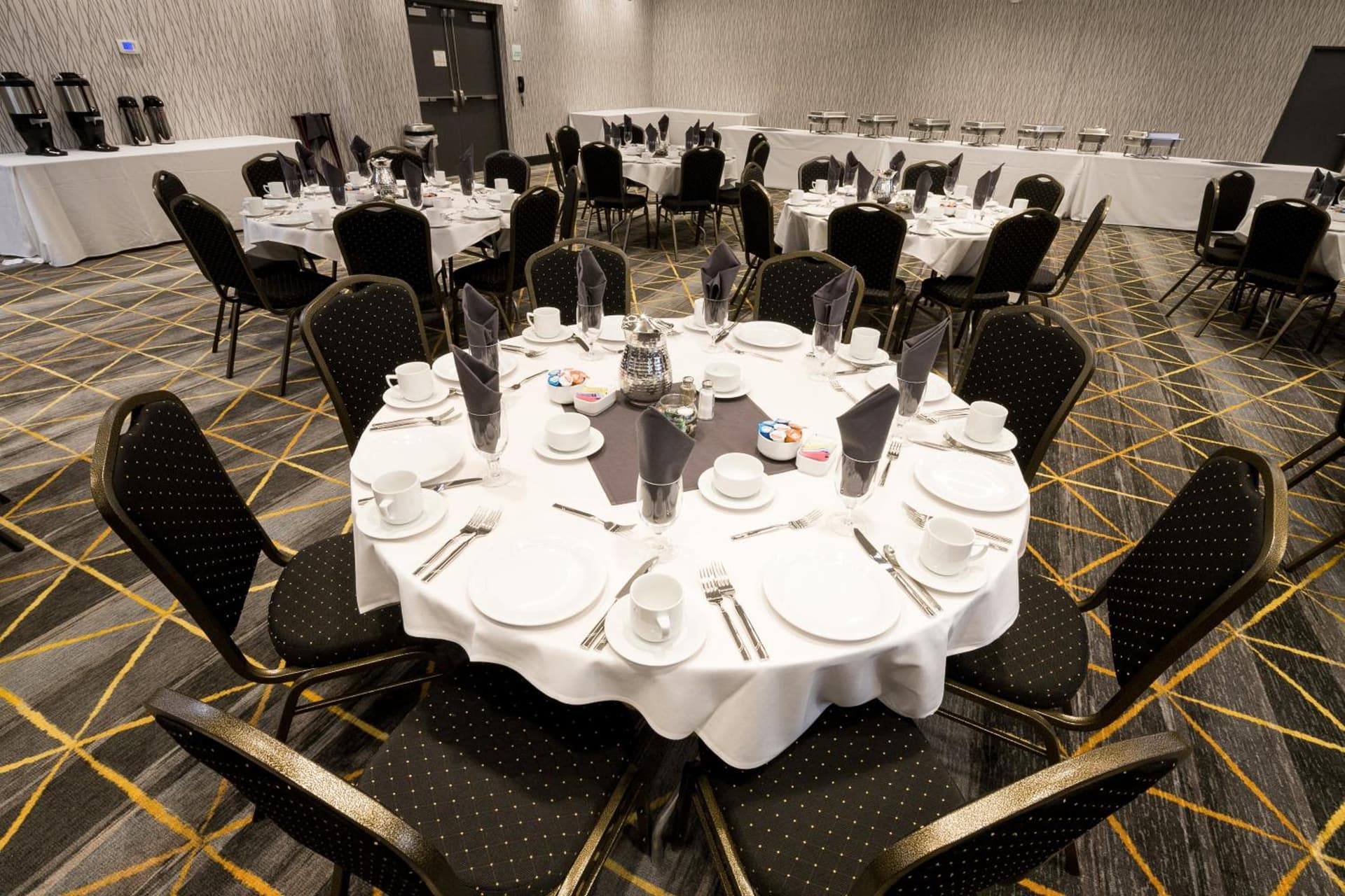 Holiday Inn & Suites Kalamazoo West gallery photo in Kalamazoo, MI — image 36