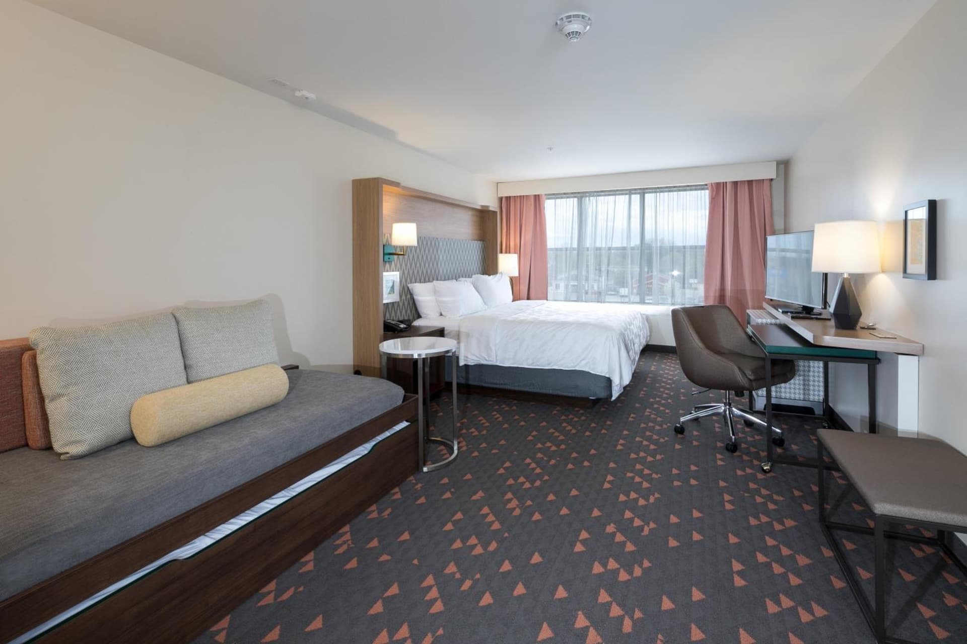 Holiday Inn & Suites Kalamazoo West gallery photo in Kalamazoo, MI — image 12