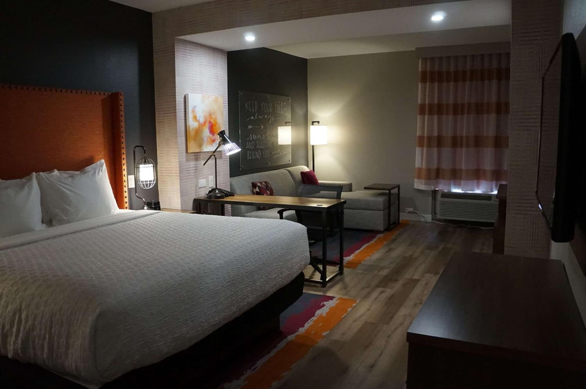 La Quinta Inn & Suites by Wyndham Lewisville gallery photo in Lewisville, TX — image 23