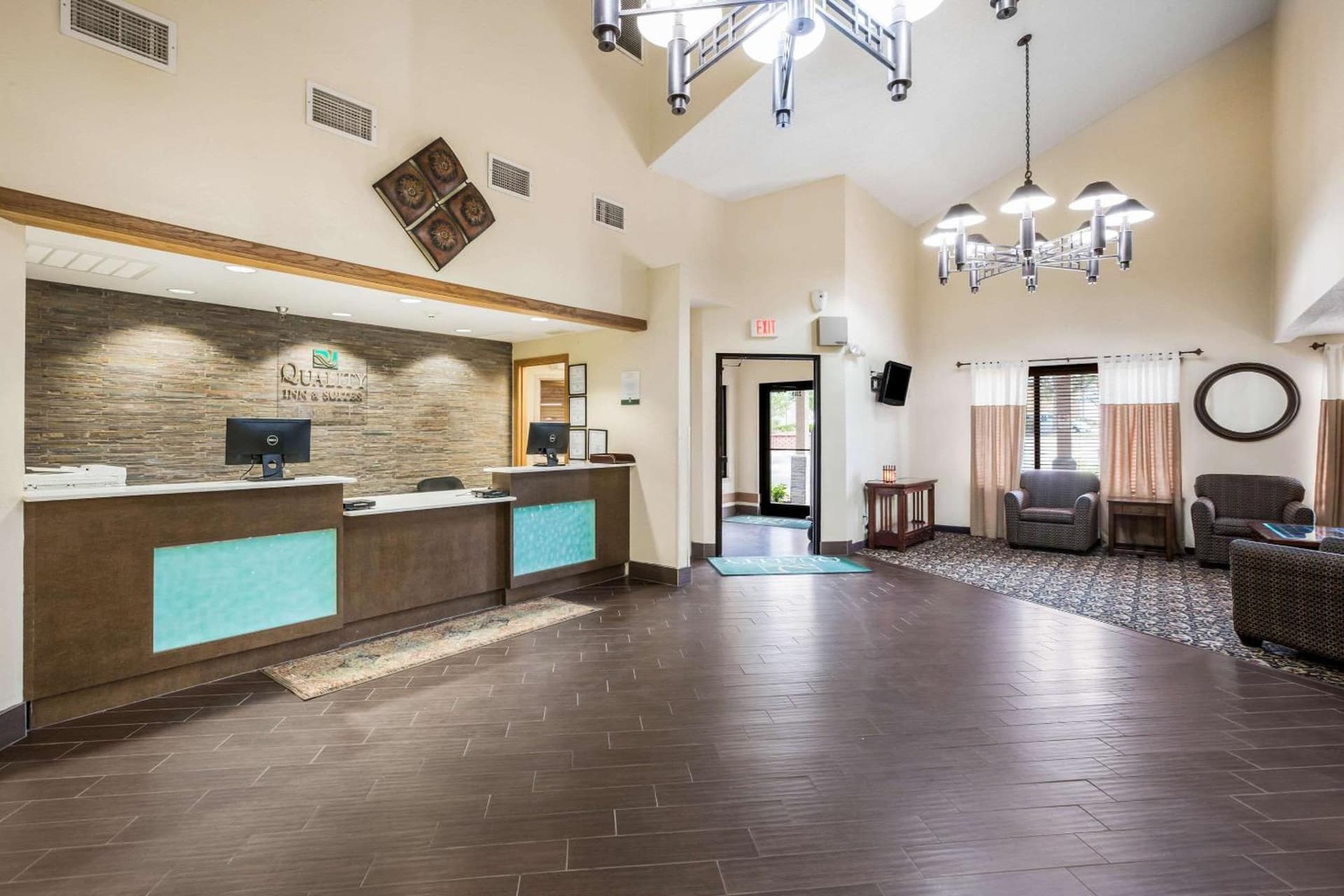 Quality Inn & Suites Lawrence - University Area gallery photo in Lawrence, KS — image 46