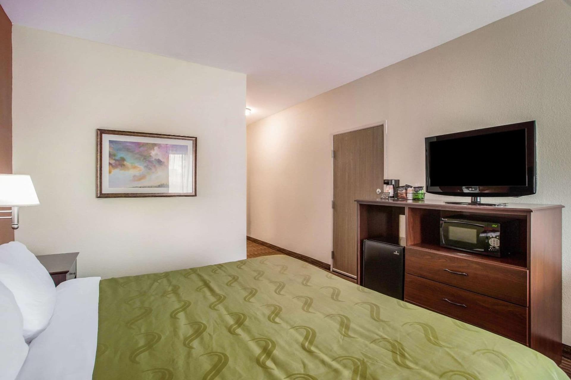 Quality Inn & Suites Lawrence - University Area gallery photo in Lawrence, KS — image 25