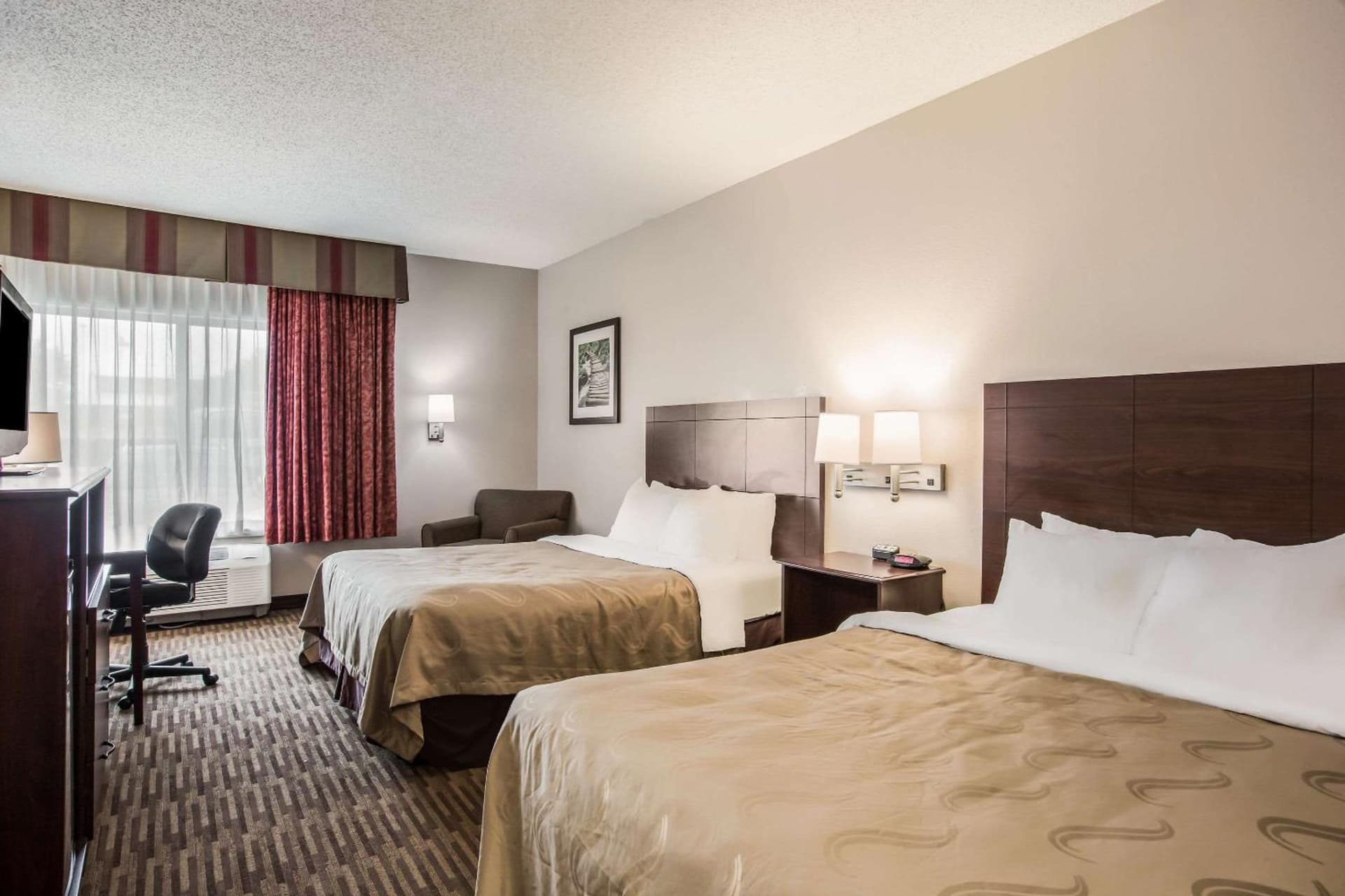 Quality Inn & Suites Lawrence - University Area gallery photo in Lawrence, KS — image 37