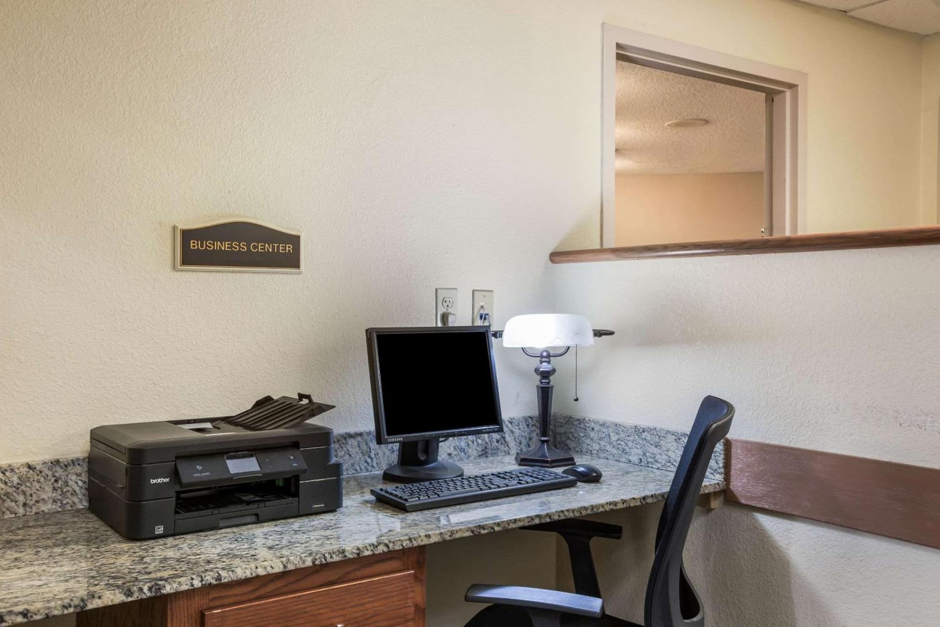 Quality Inn & Suites Lawrence - University Area gallery photo in Lawrence, KS — image 10