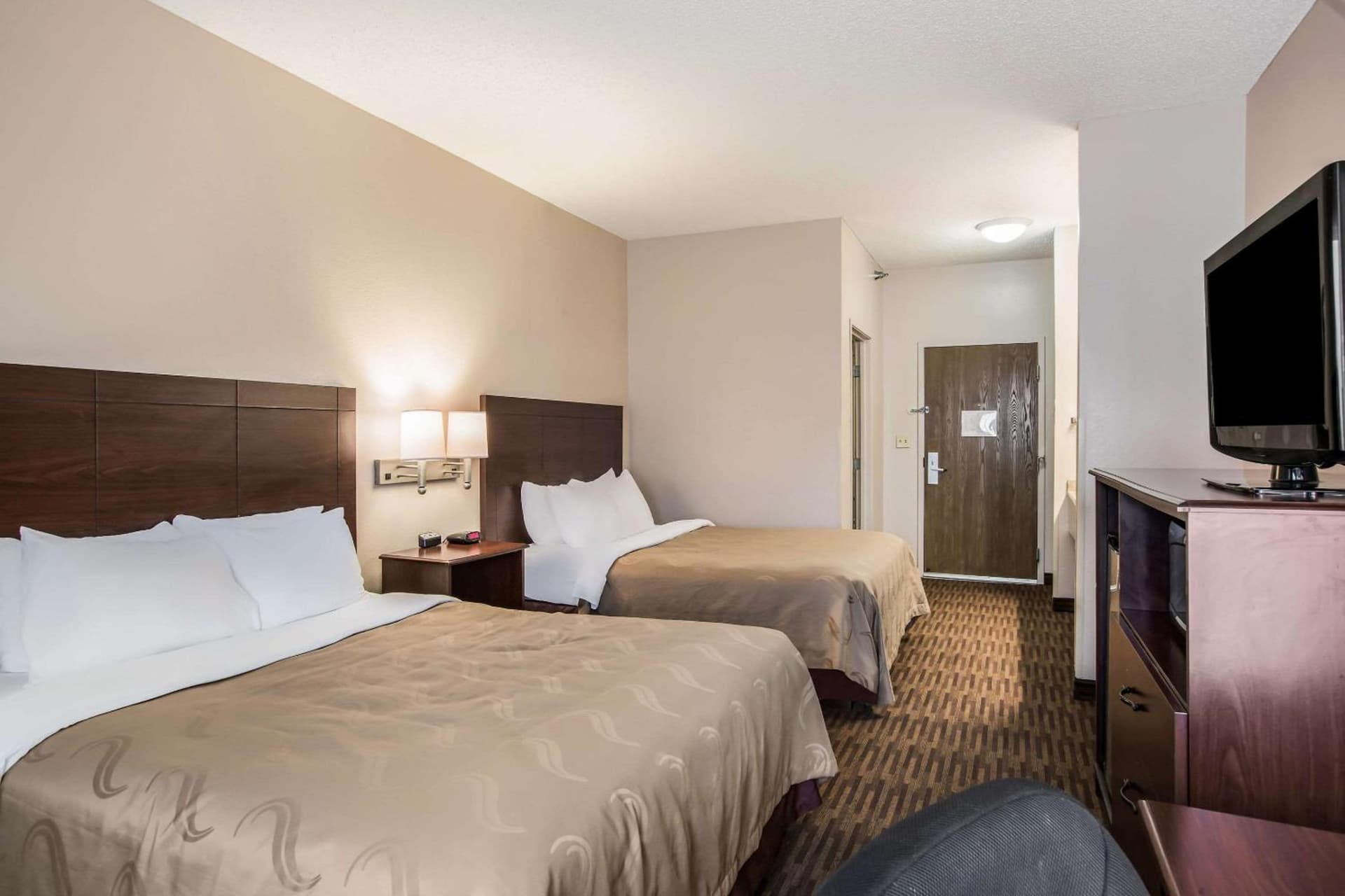 Quality Inn & Suites Lawrence - University Area gallery photo in Lawrence, KS — image 32