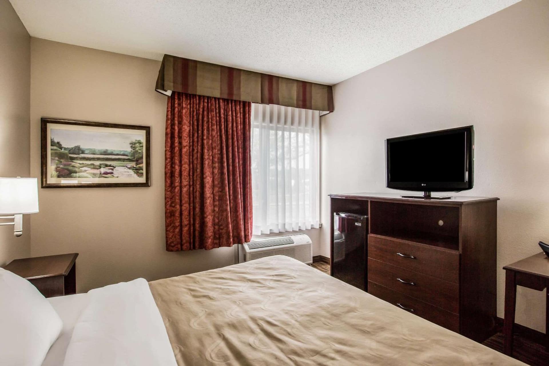 Quality Inn & Suites Lawrence - University Area property views in Lawrence, KS — gallery photo 3