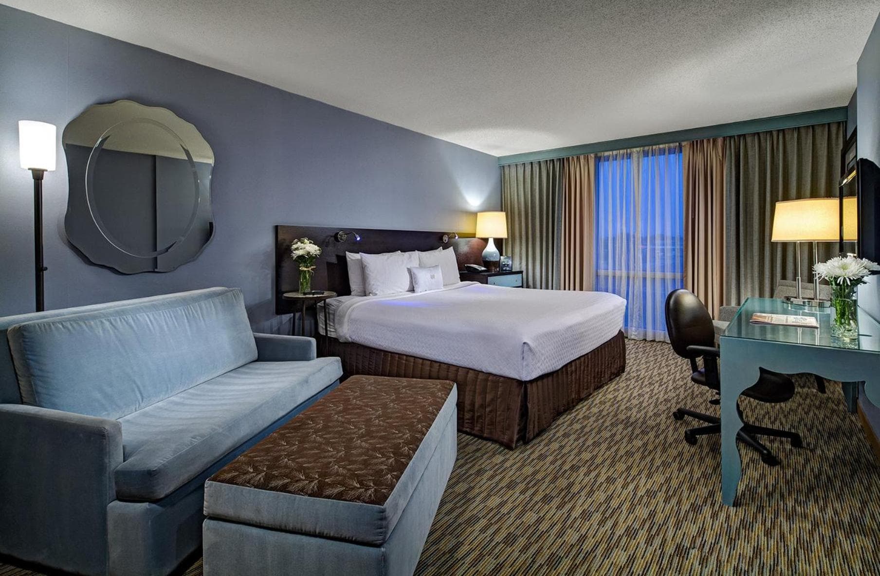 Crowne Plaza Hotel Glen Ellyn/Lombard by IHG gallery photo in Glen Ellyn, IL — image 6