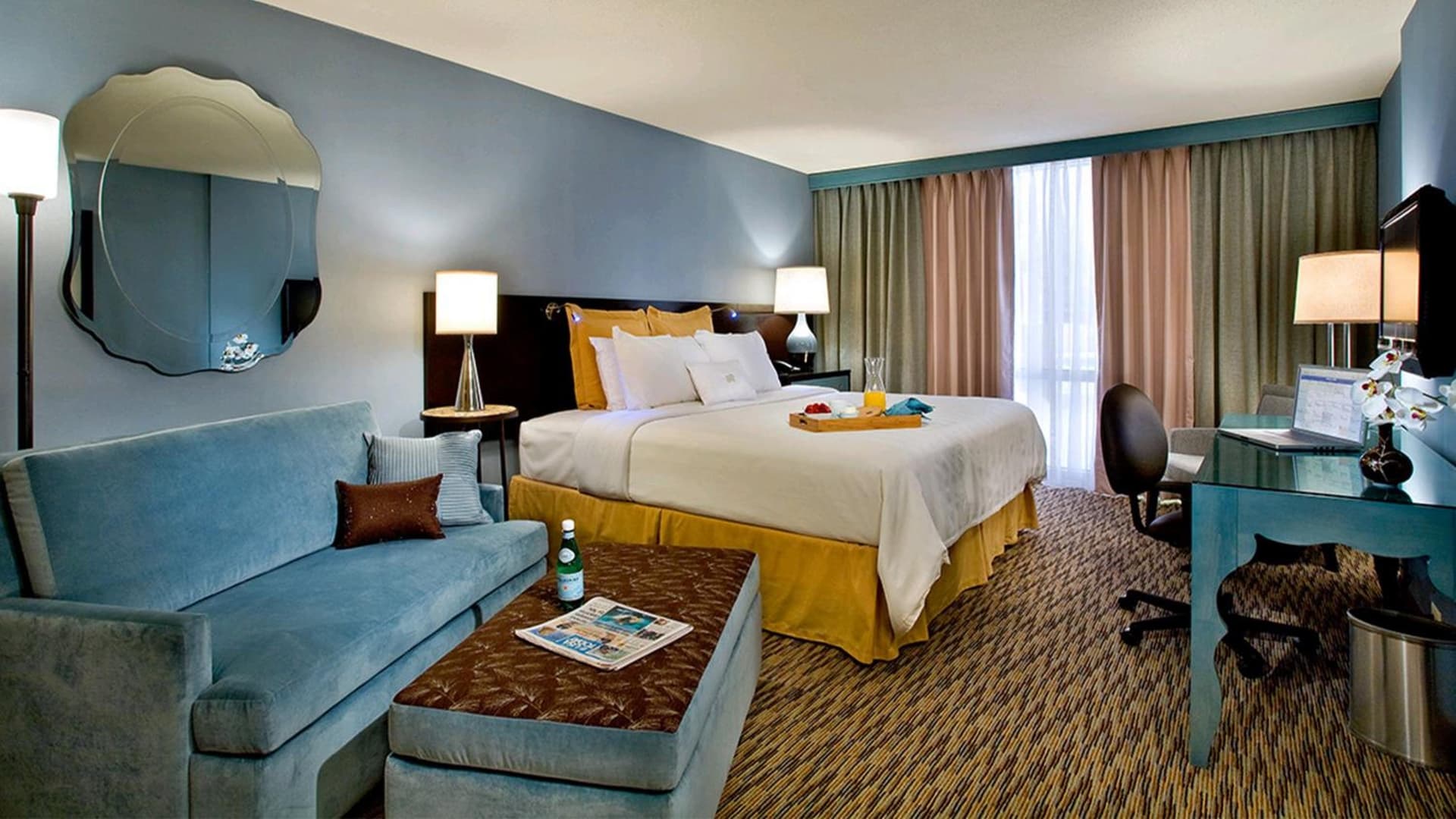Crowne Plaza Hotel Glen Ellyn/Lombard by IHG gallery photo in Glen Ellyn, IL — image 5