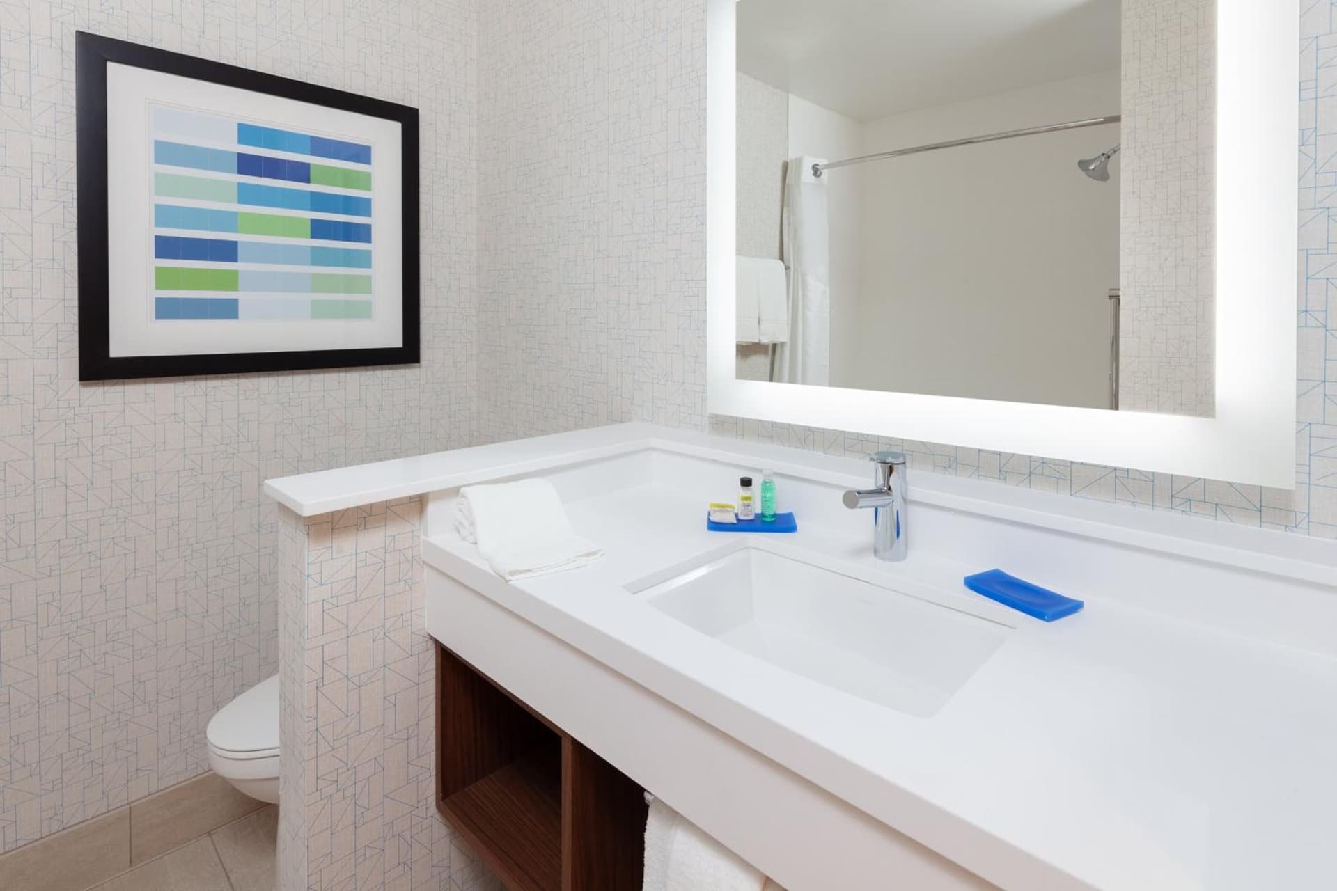 Holiday Inn Express Hotel & Suites Ventura Harbor by IHG property views in Ventura, CA — gallery photo 3
