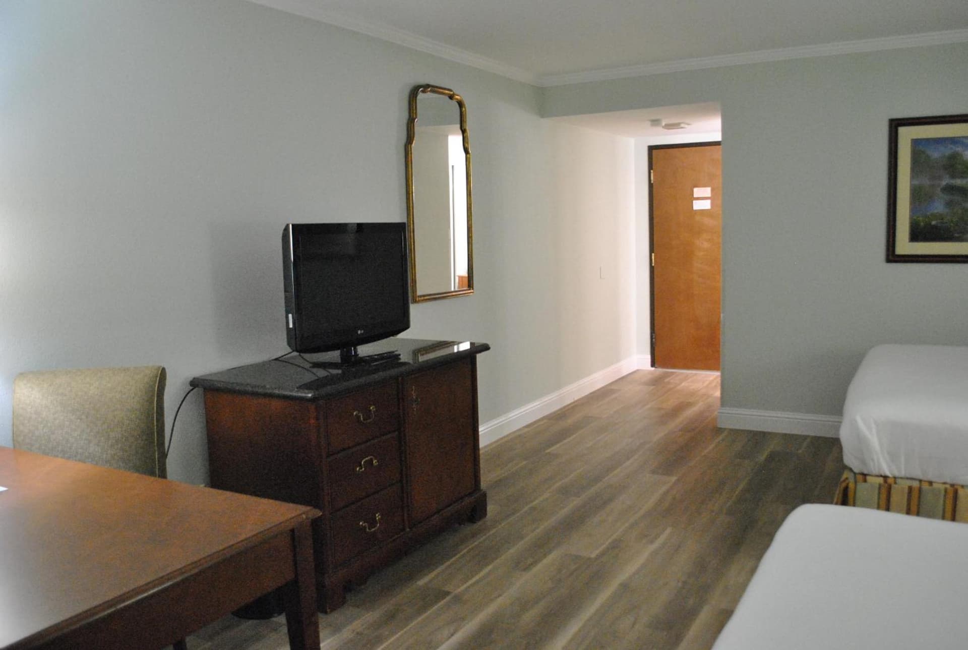 Hotel Piccadilly gallery photo in Fresno, CA — image 60