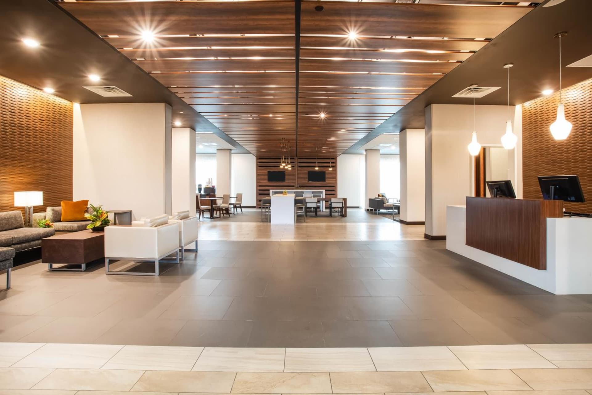 City Express by Marriott Denver Airport property views in Denver, CO — gallery photo 3