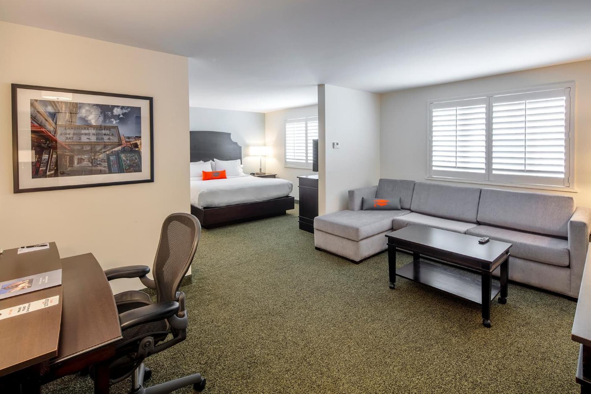 Collegian Hotel & Suites, Trademark Collection by Wyndham gallery photo in Syracuse, NY — image 12