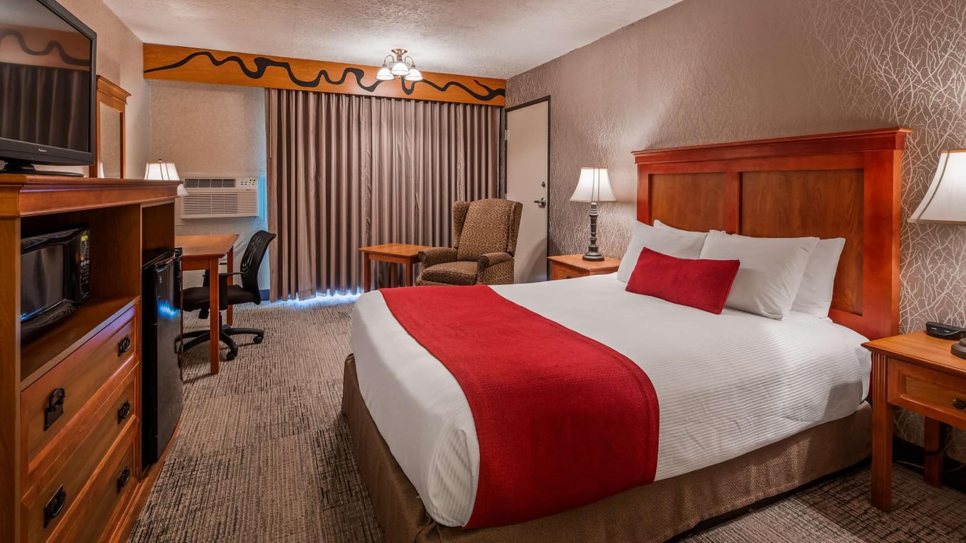 Best Western Plus Rivershore Hotel gallery photo in Oregon City, OR — image 33