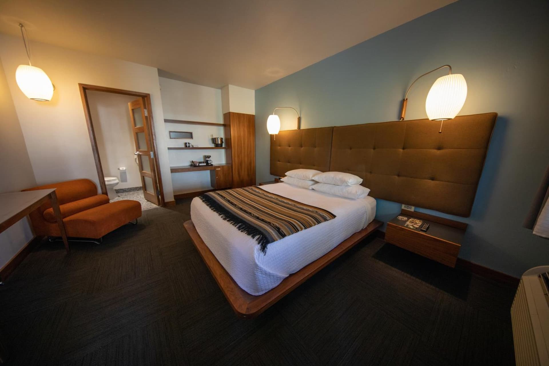 Modern Hotel gallery photo in Boise, ID — image 73