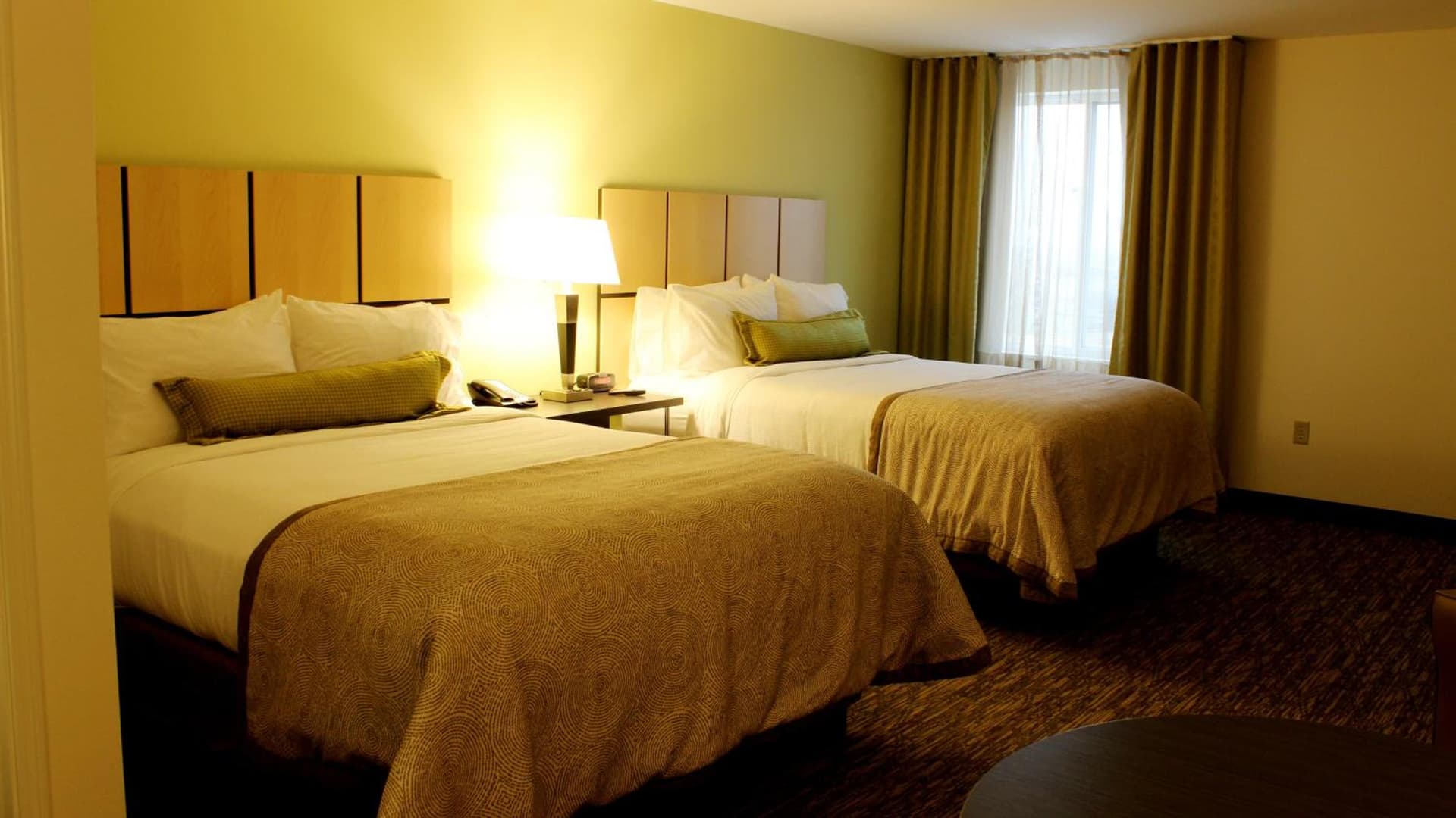 Candlewood Suites Sioux City - Southern Hills by IHG interior in Sioux City, IA — gallery photo 2