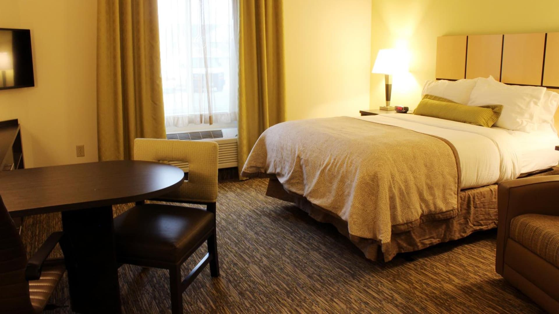 Candlewood Suites Sioux City - Southern Hills by IHG gallery photo in Sioux City, IA — image 23