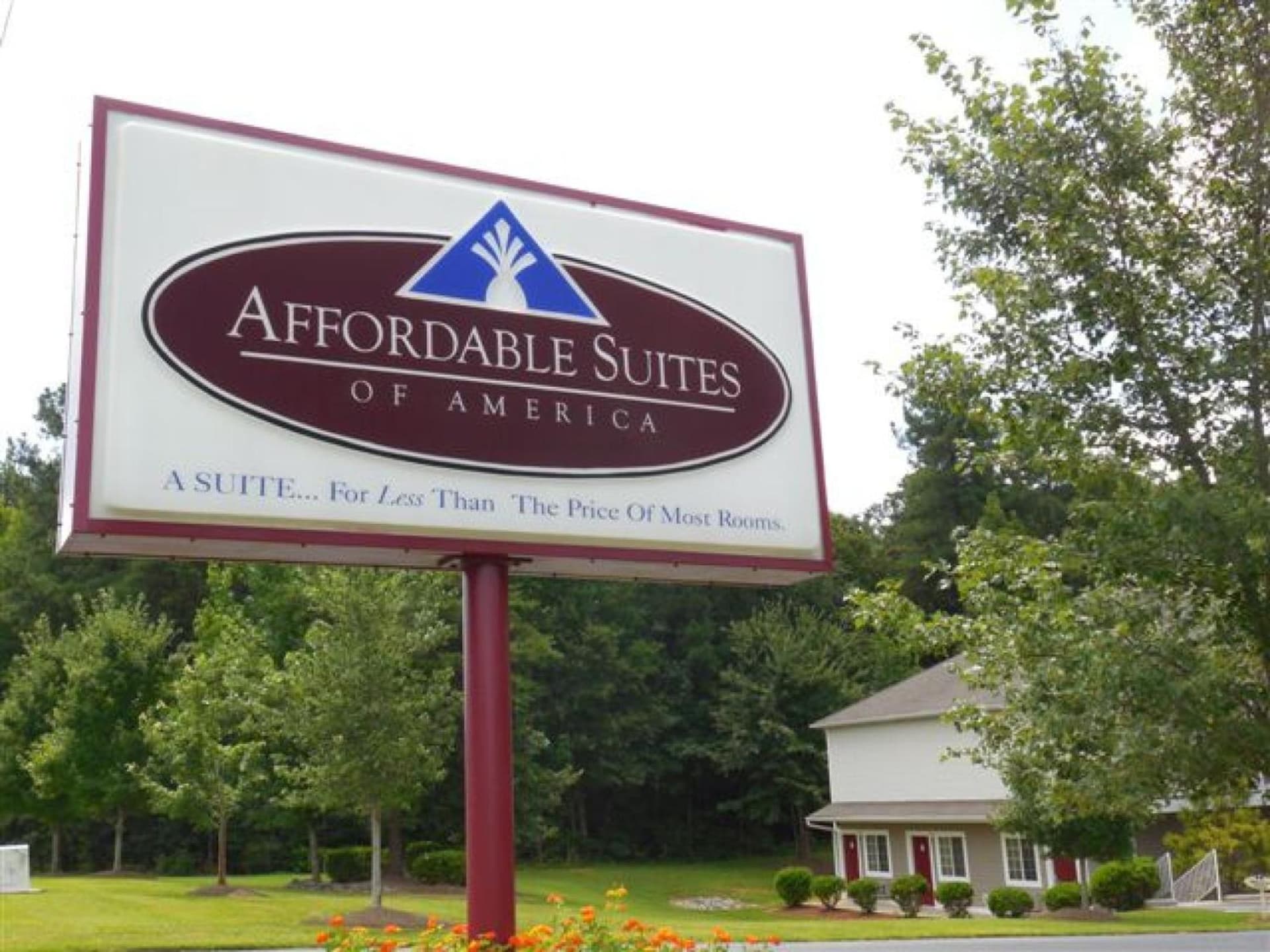 Affordable Suites Jacksonville gallery photo in Jacksonville, NC — image 19