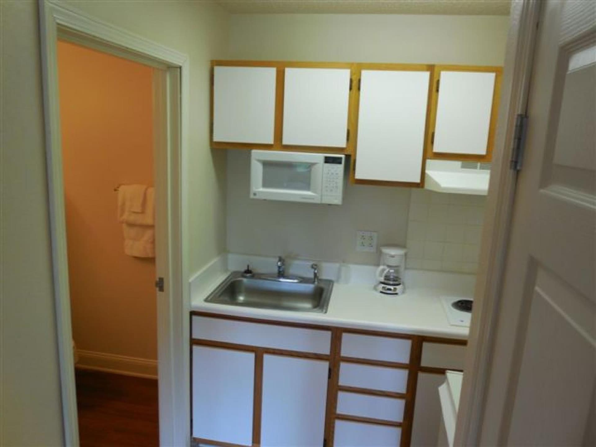 Affordable Suites Jacksonville gallery photo in Jacksonville, NC — image 35