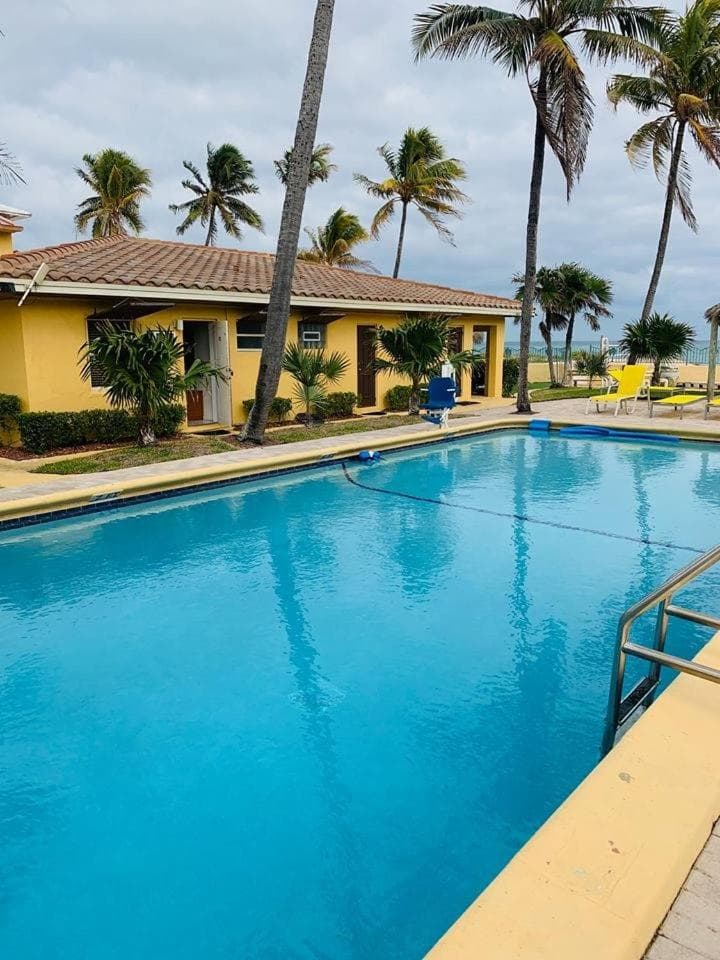 Ebb Tide Resort gallery photo in Pompano Beach, FL — image 6