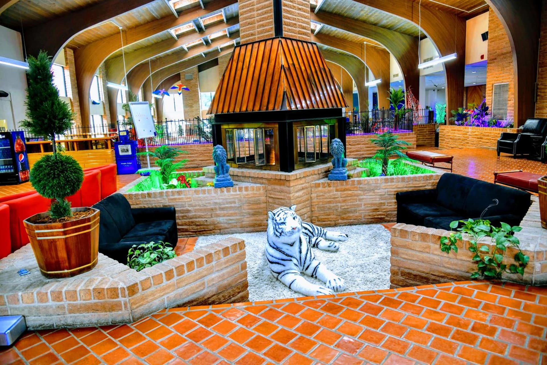 Douglas Inn and Conference Center interior in Douglas, WY — gallery photo 2