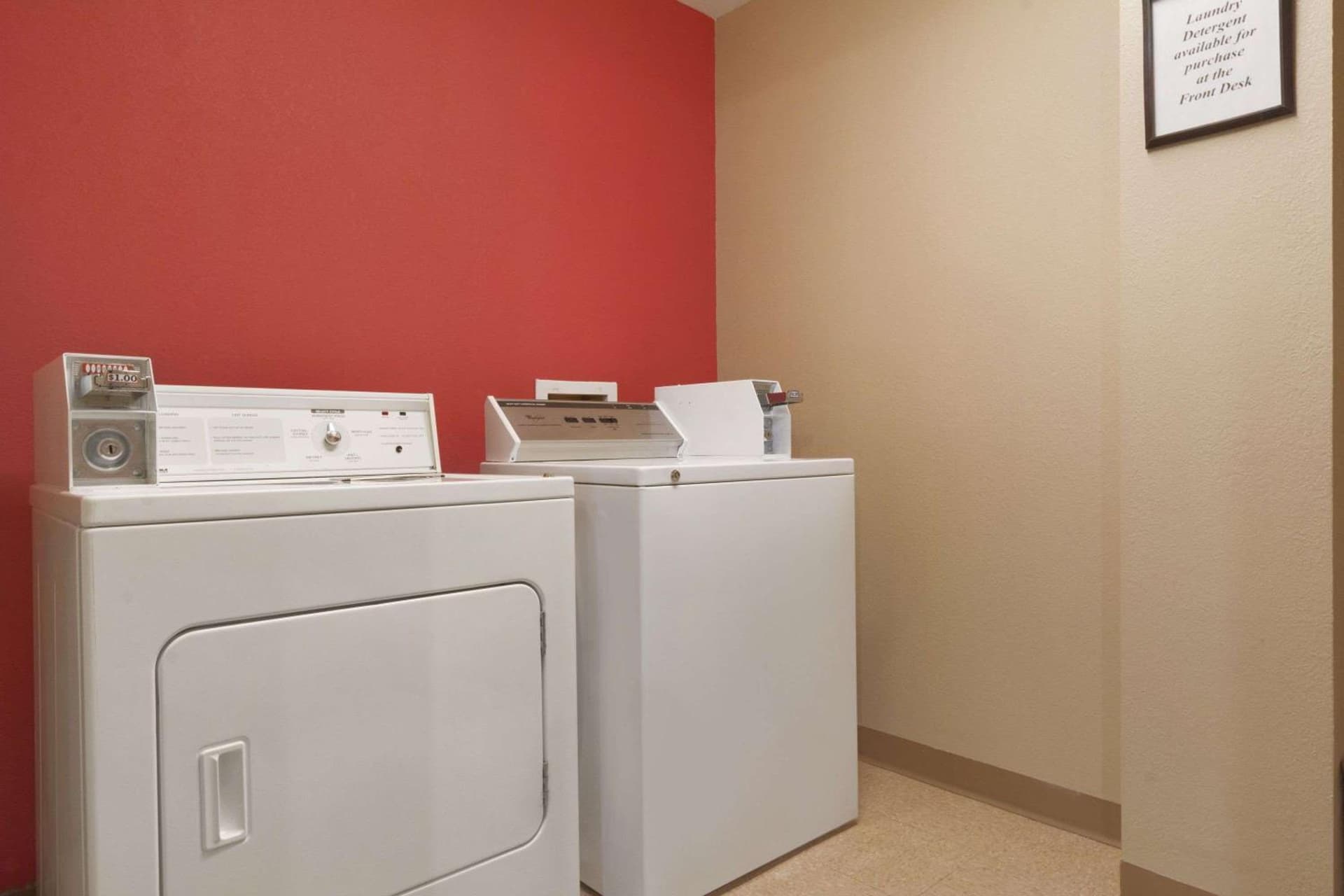 Ramada by Wyndham Raleigh gallery photo in Raleigh, NC — image 17