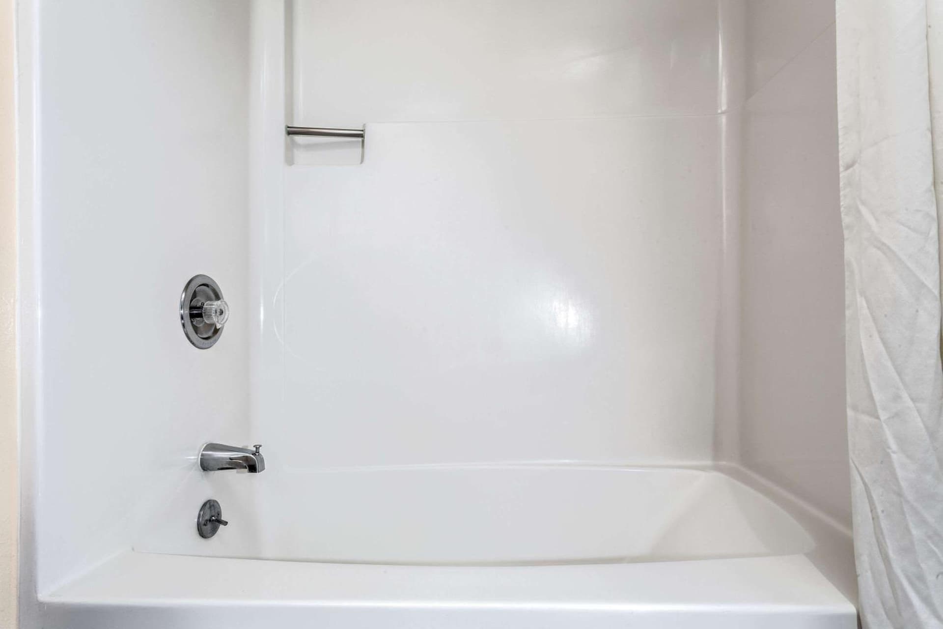 Super 8 by Wyndham Carson City Lake Tahoe property views in Carson City, NV — gallery photo 3