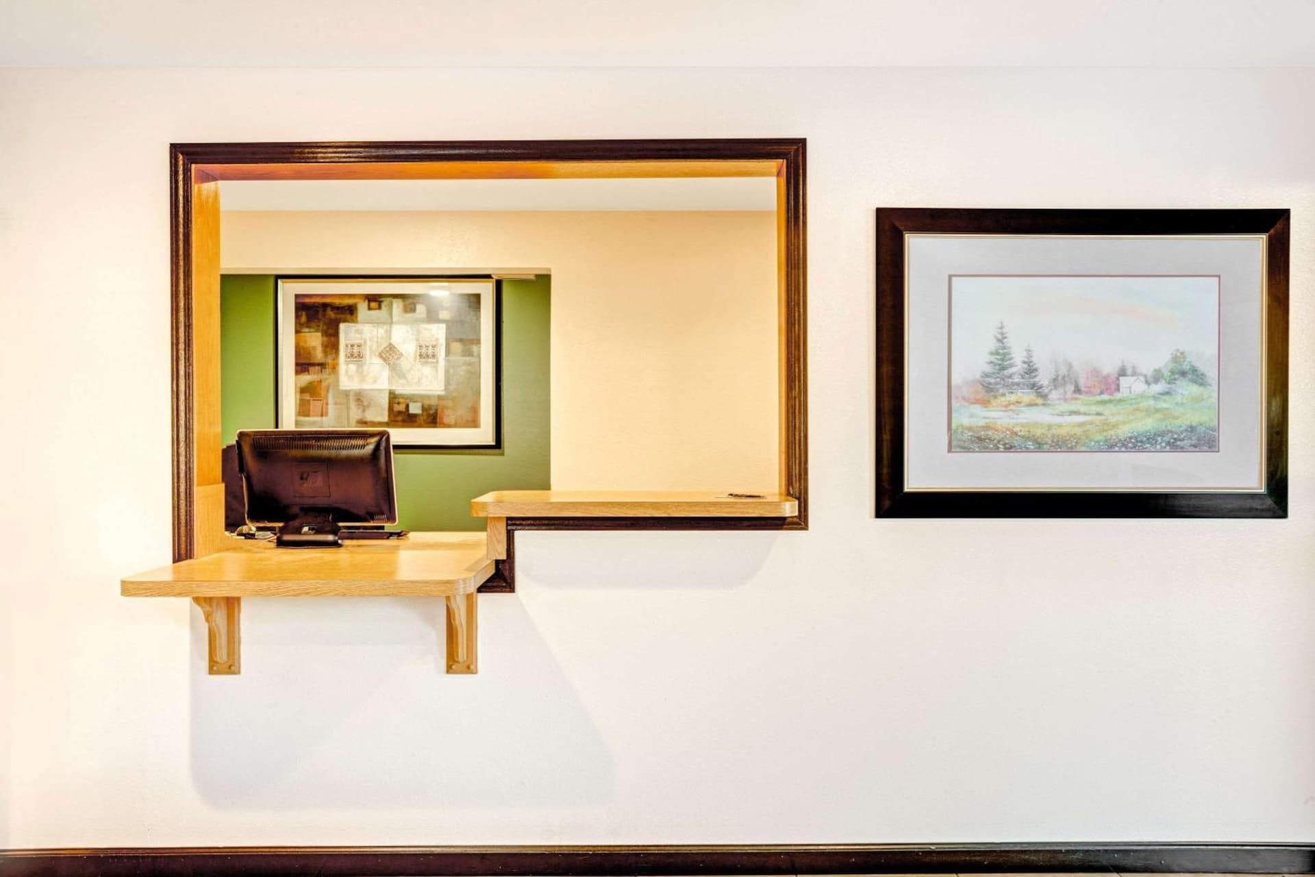 Super 8 by Wyndham Carson City Lake Tahoe interior in Carson City, NV — gallery photo 2