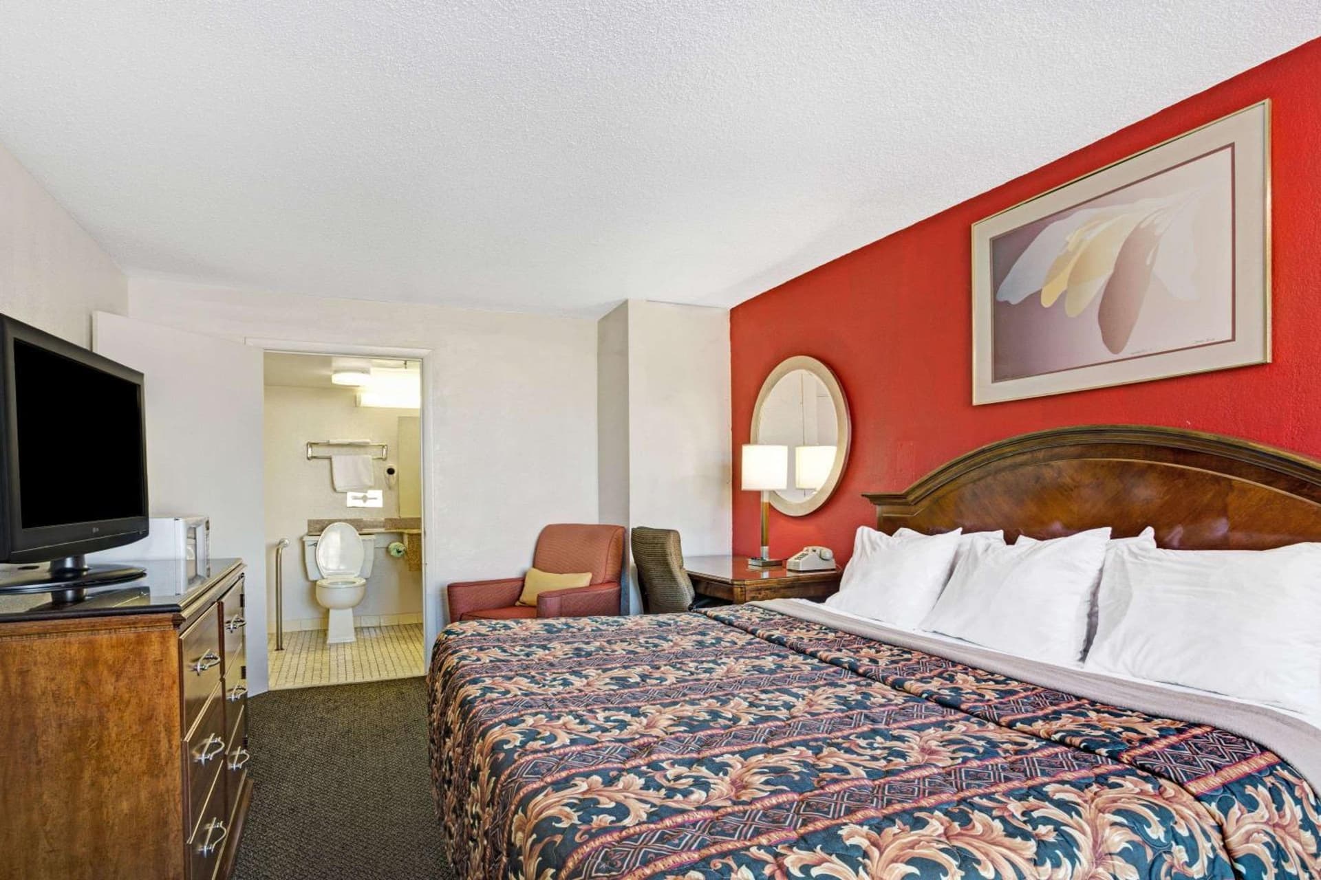 Days Inn by Wyndham Norfolk Military Circle gallery photo in Norfolk, VA — image 6