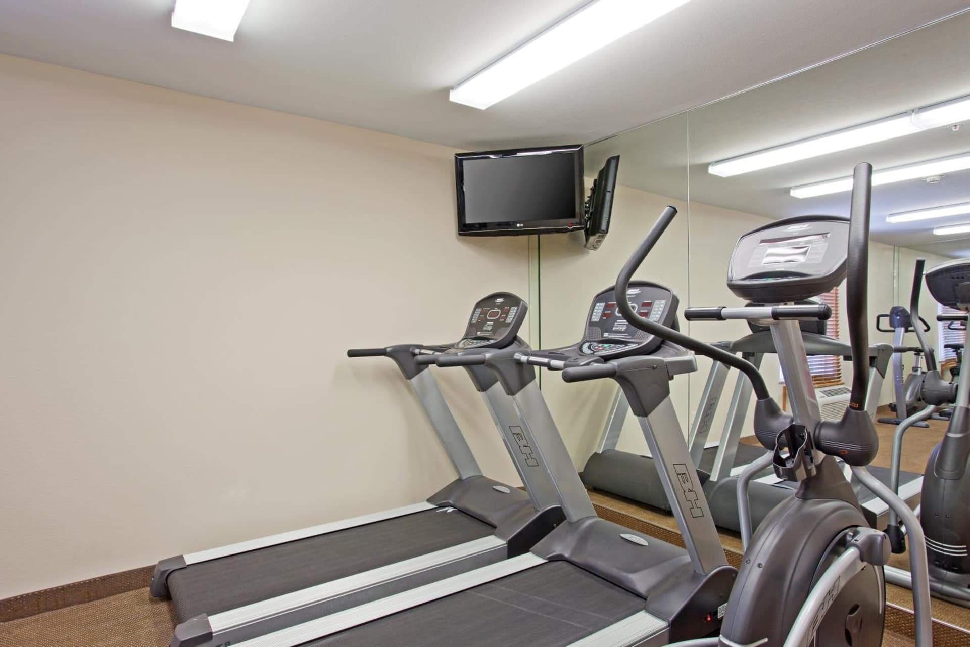 Candlewood Suites Santa Maria by IHG gallery photo in Santa Maria, CA — image 29