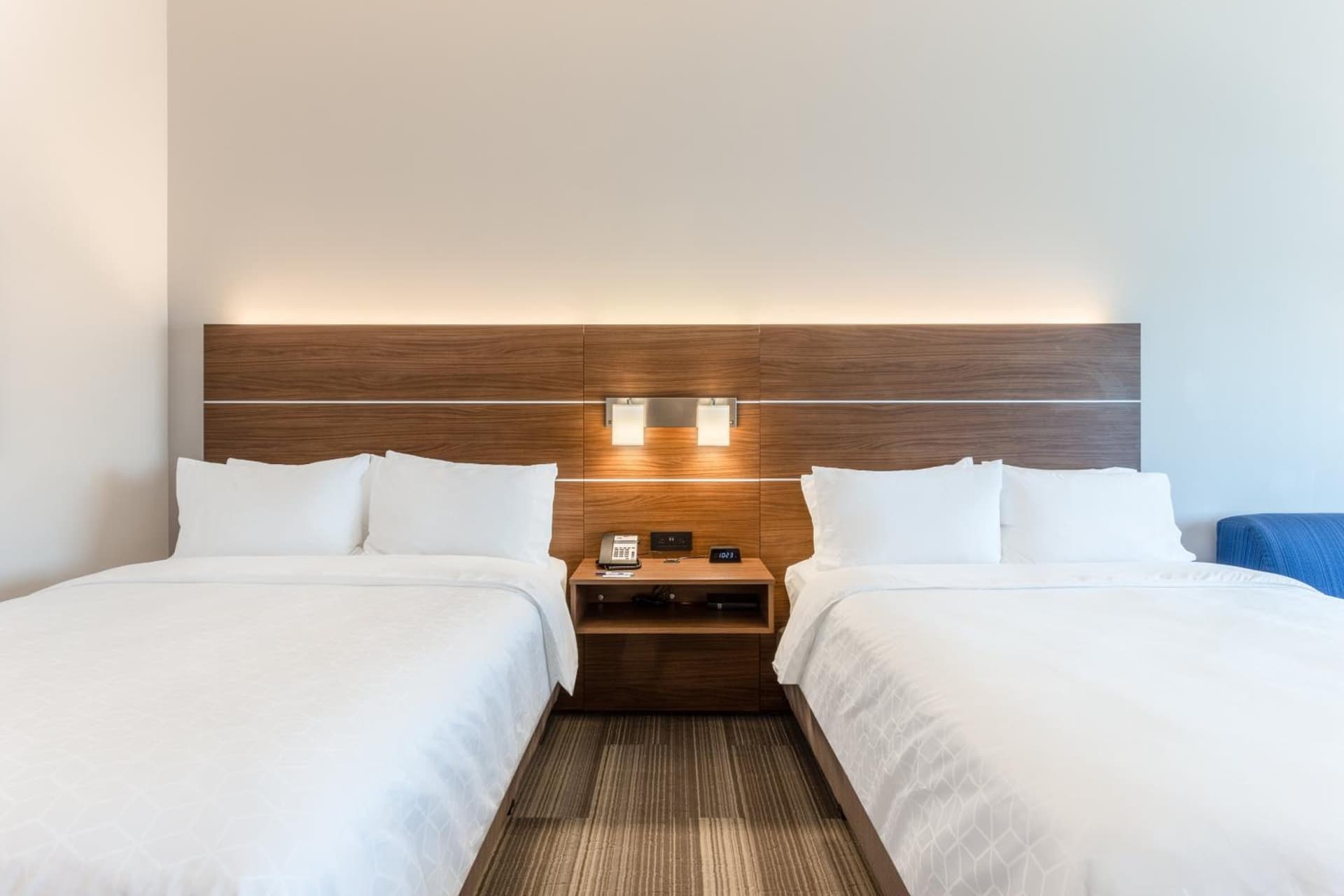 Holiday Inn Express & Suites - Springfield North by IHG gallery photo in Springfield, MO — image 14