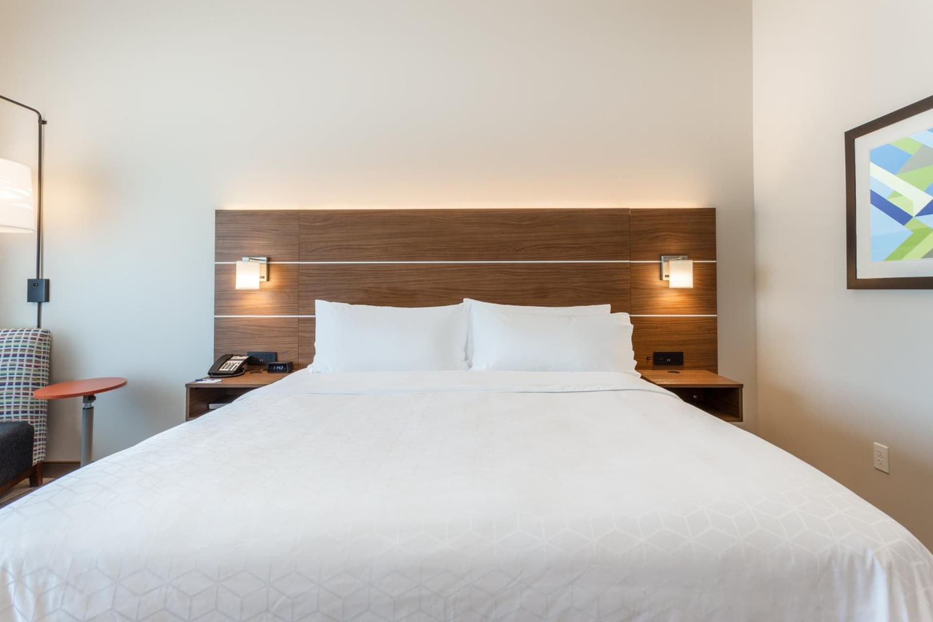 Holiday Inn Express & Suites - Springfield North by IHG property views in Springfield, MO — gallery photo 3
