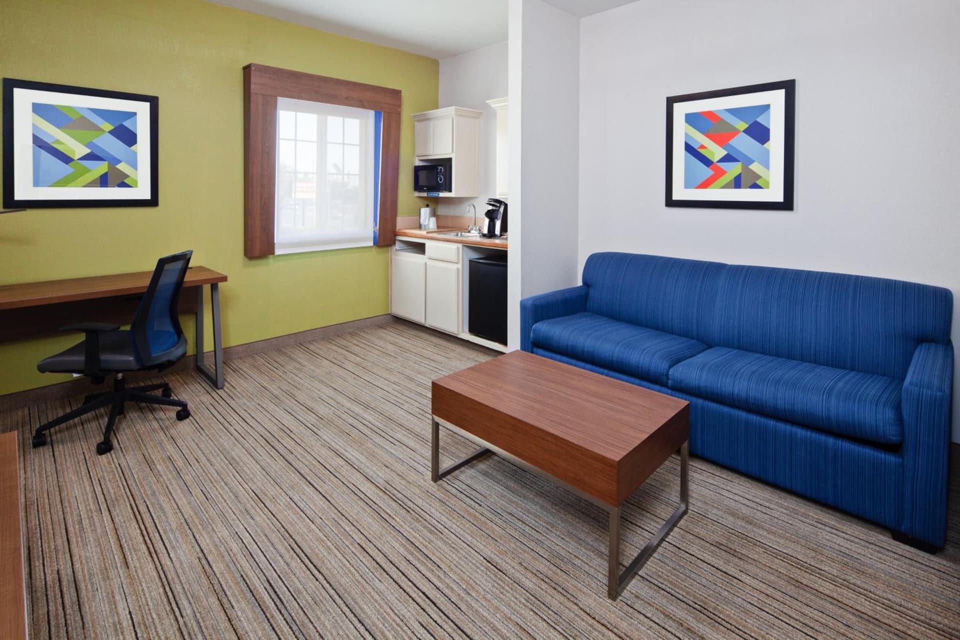 Holiday Inn Express & Suites - Tulare by IHG gallery photo in Tulare, CA — image 19