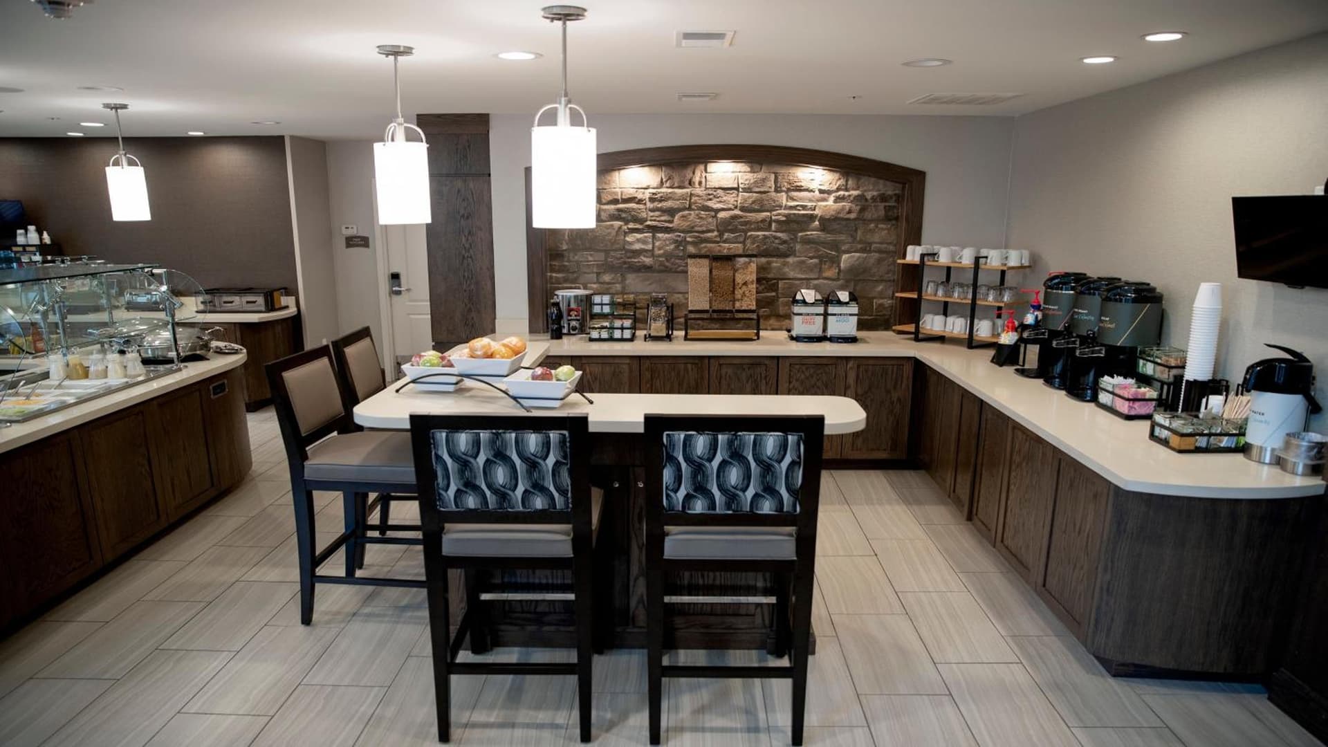 Staybridge Suites Auburn Hills by IHG gallery photo in Auburn Hills, MI — image 14