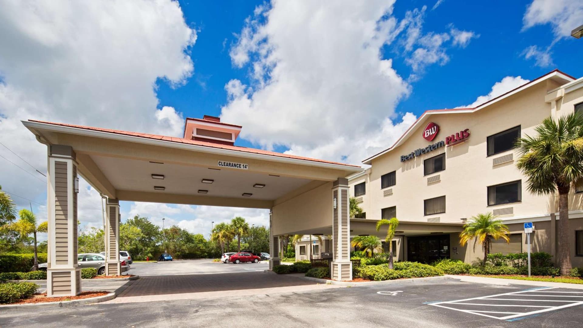 Best Western Plus Sebastian Hotel & Suites gallery photo in Sebastian, FL — image 7