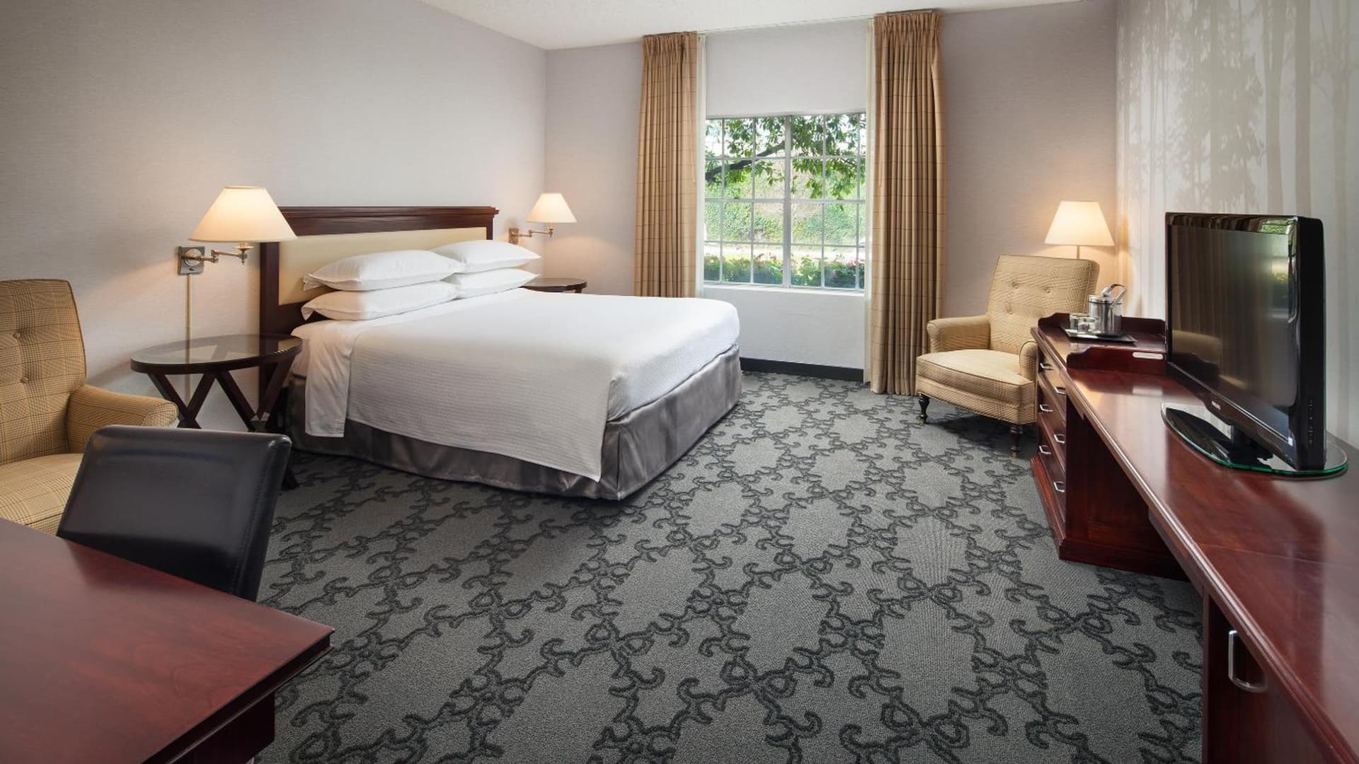 Anaheim Majestic Garden Hotel gallery photo in Anaheim, CA — image 56