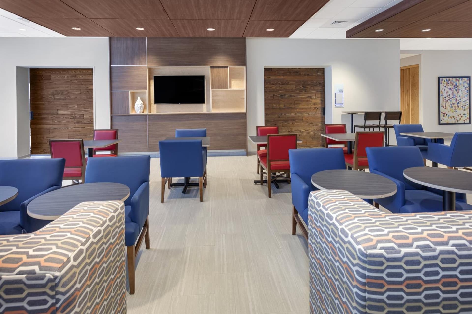 Holiday Inn Express & Suites - Hudson I-94 by IHG gallery photo in Hudson, WI — image 25