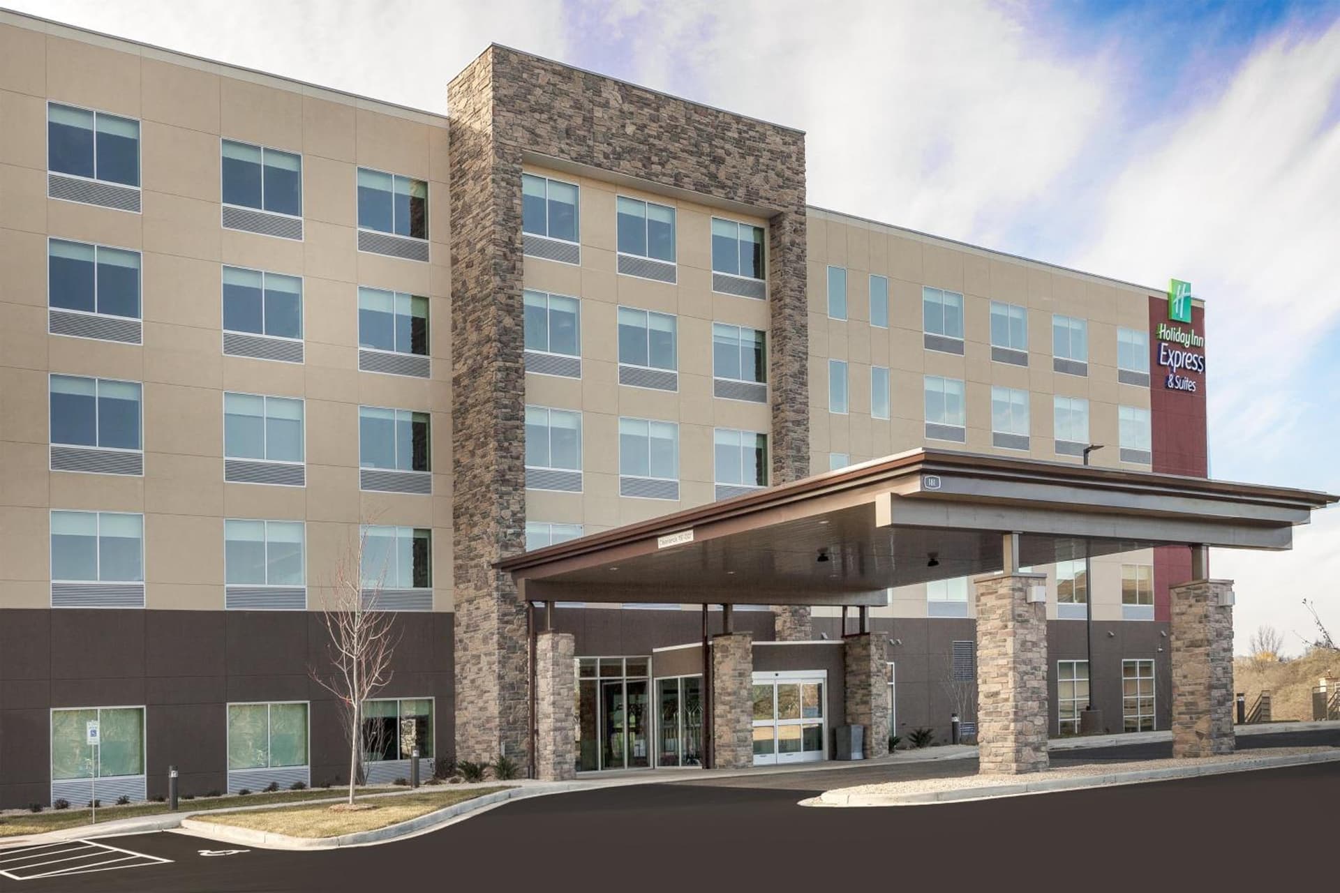 Holiday Inn Express & Suites - Hudson I-94 by IHG gallery photo in Hudson, WI — image 7