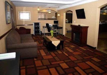 Quality Inn Dunkirk property views in Dunkirk, NY — gallery photo 3
