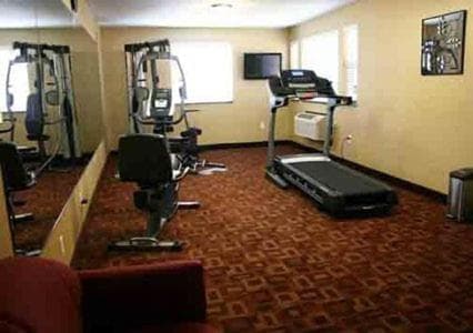 Quality Inn Dunkirk interior in Dunkirk, NY — gallery photo 2