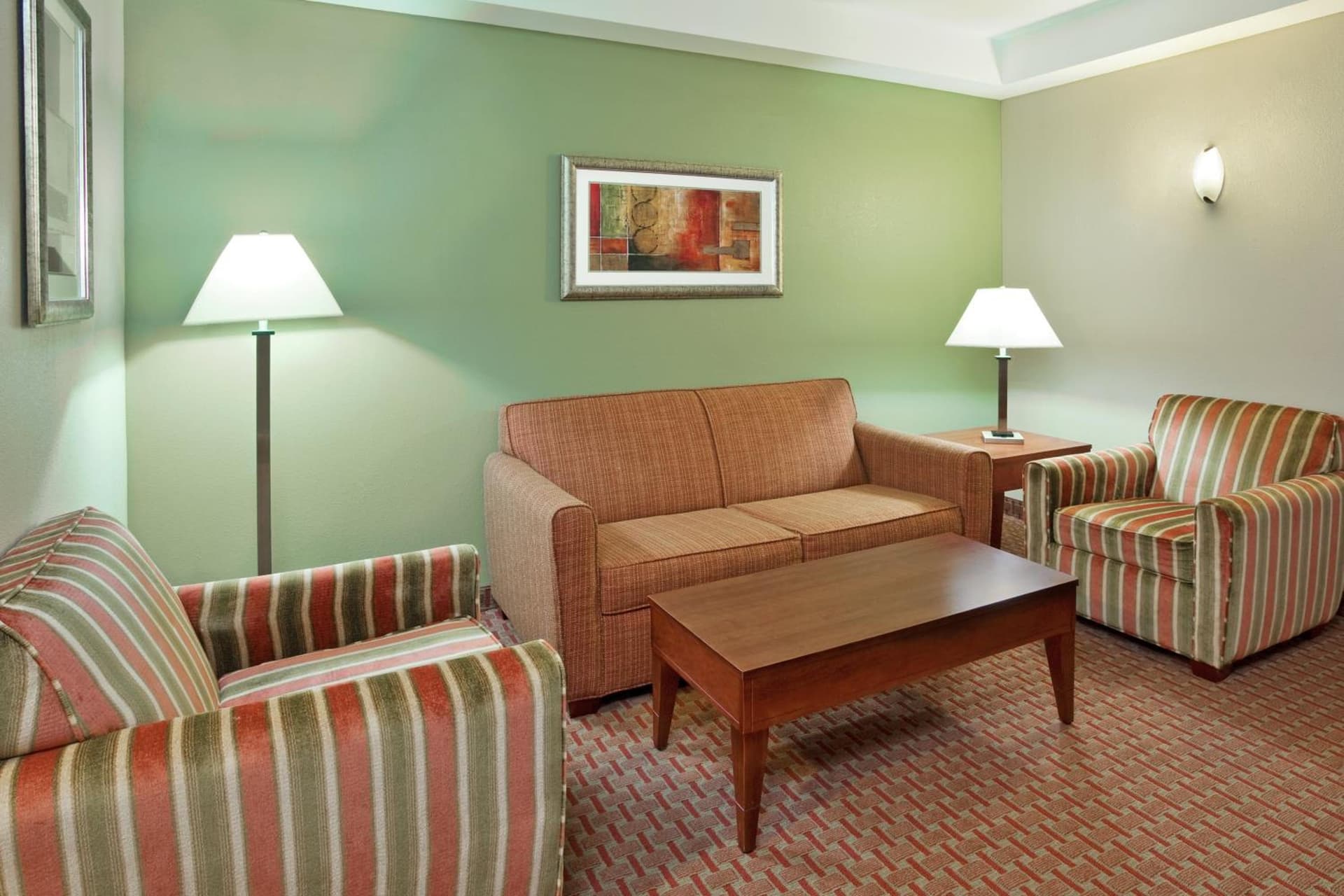 Holiday Inn Express & Suites Niagara Falls by IHG gallery photo in Niagara Falls, NY — image 36