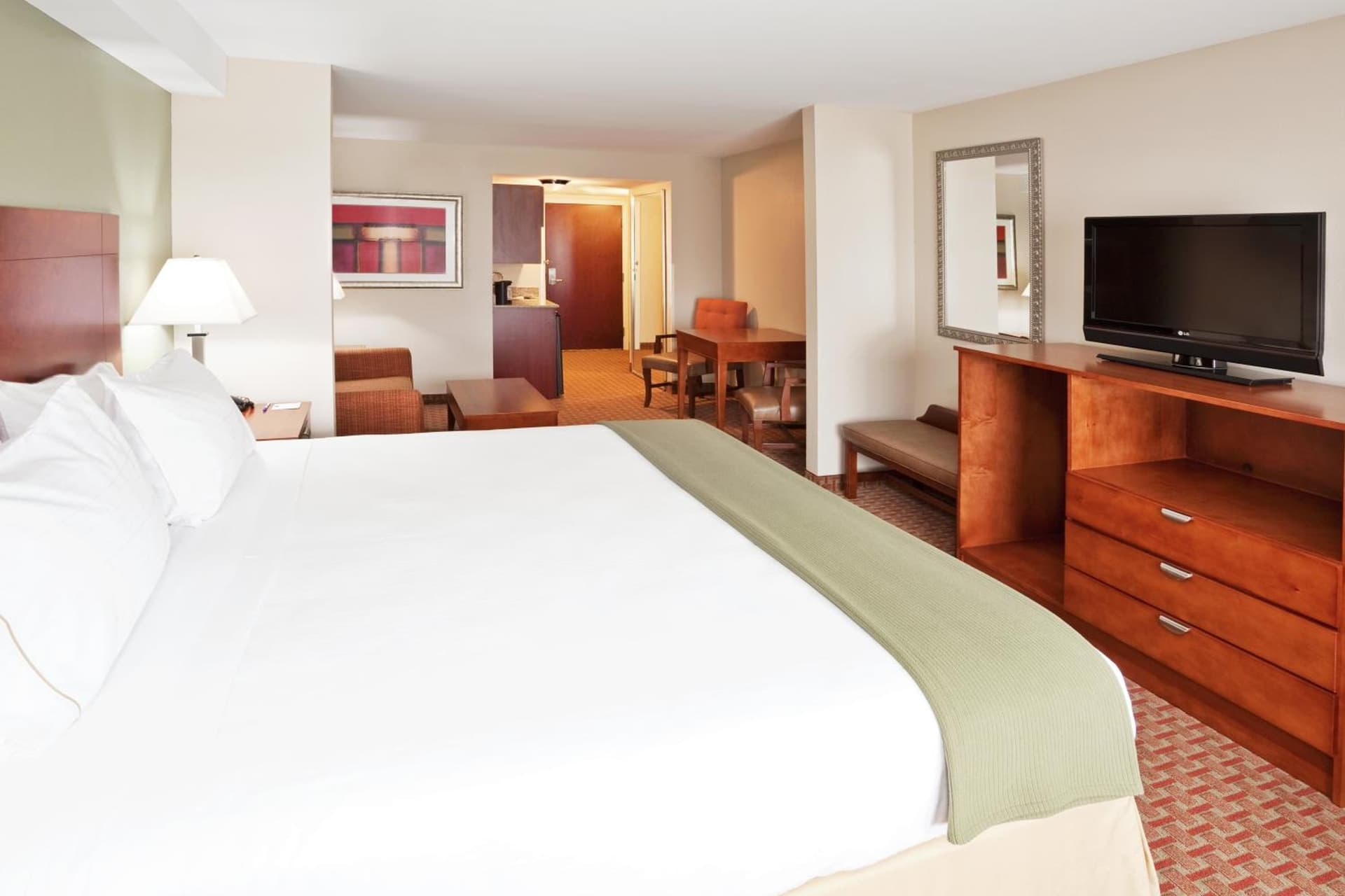Holiday Inn Express & Suites Niagara Falls by IHG gallery photo in Niagara Falls, NY — image 43