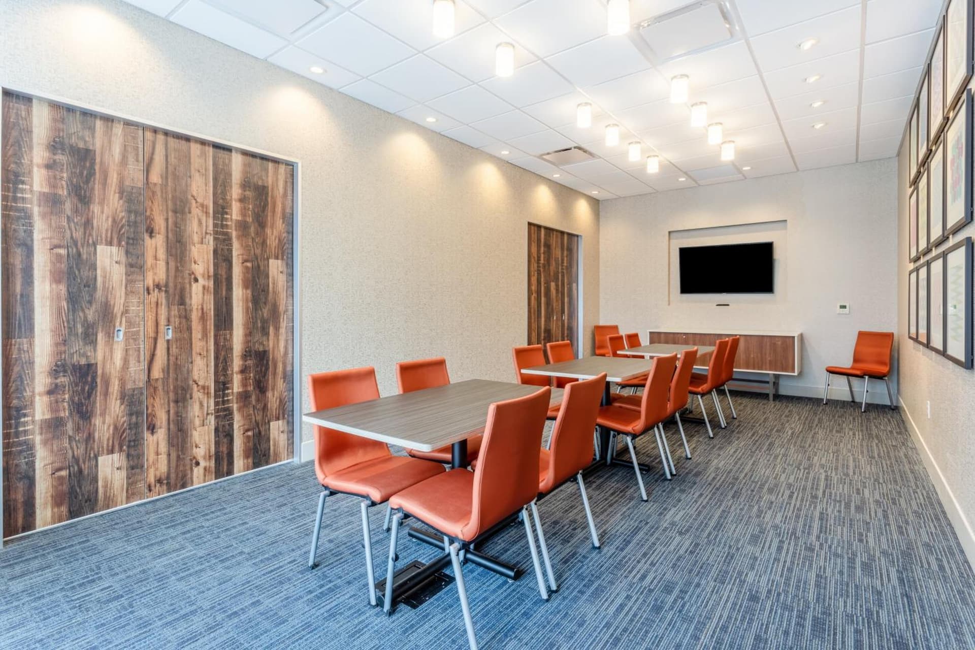 Holiday Inn Express & Suites - Springfield North by IHG gallery photo in Springfield, MO — image 22