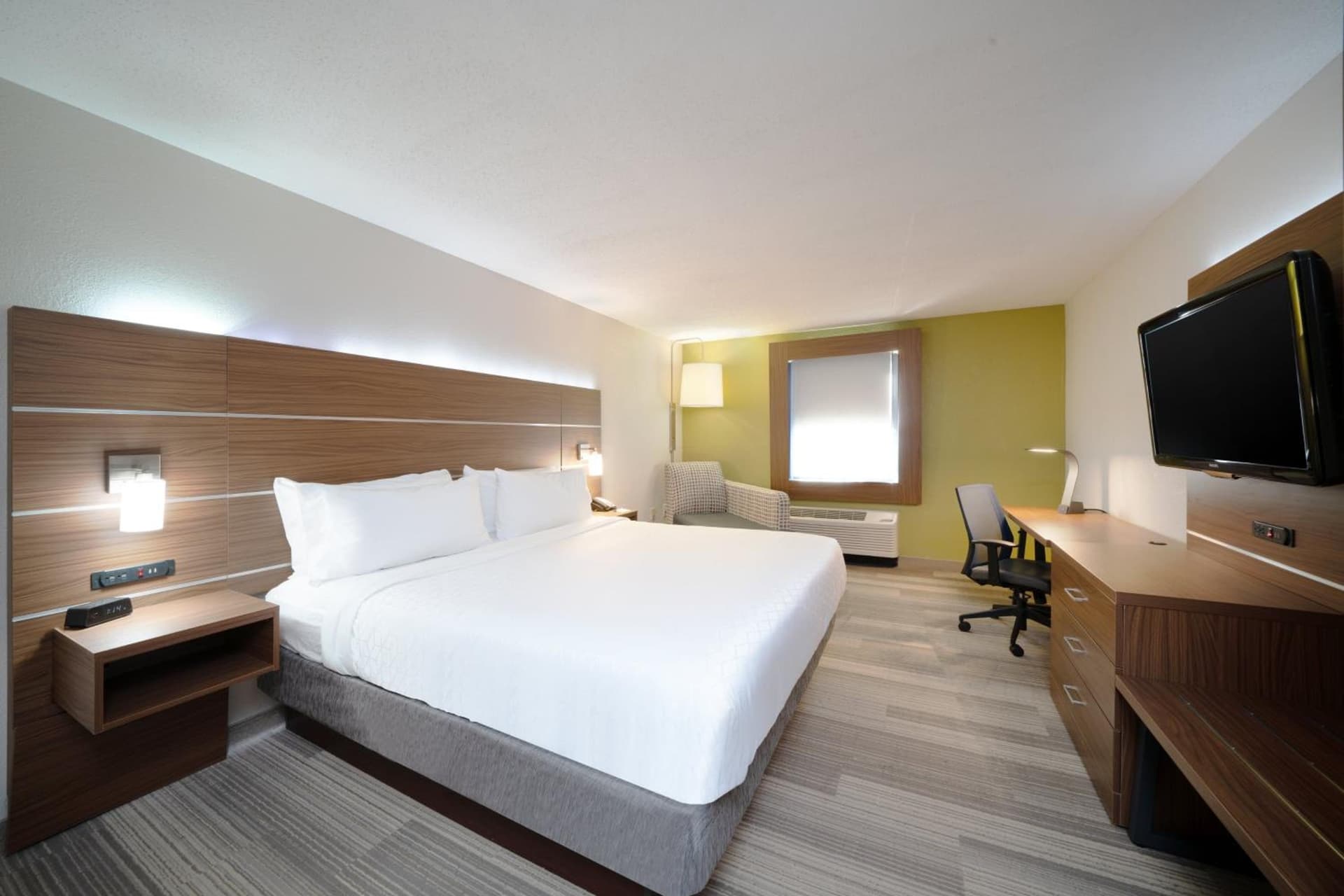 Holiday Inn Express Prince Frederick by IHG property views in Prince Frederick, MD — gallery photo 3