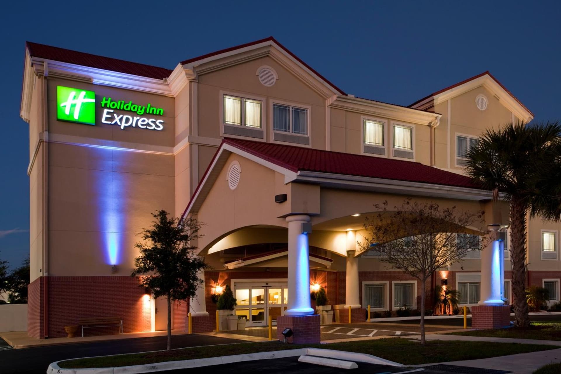 Holiday Inn Express Venice by IHG property views in Venice, FL — gallery photo 3