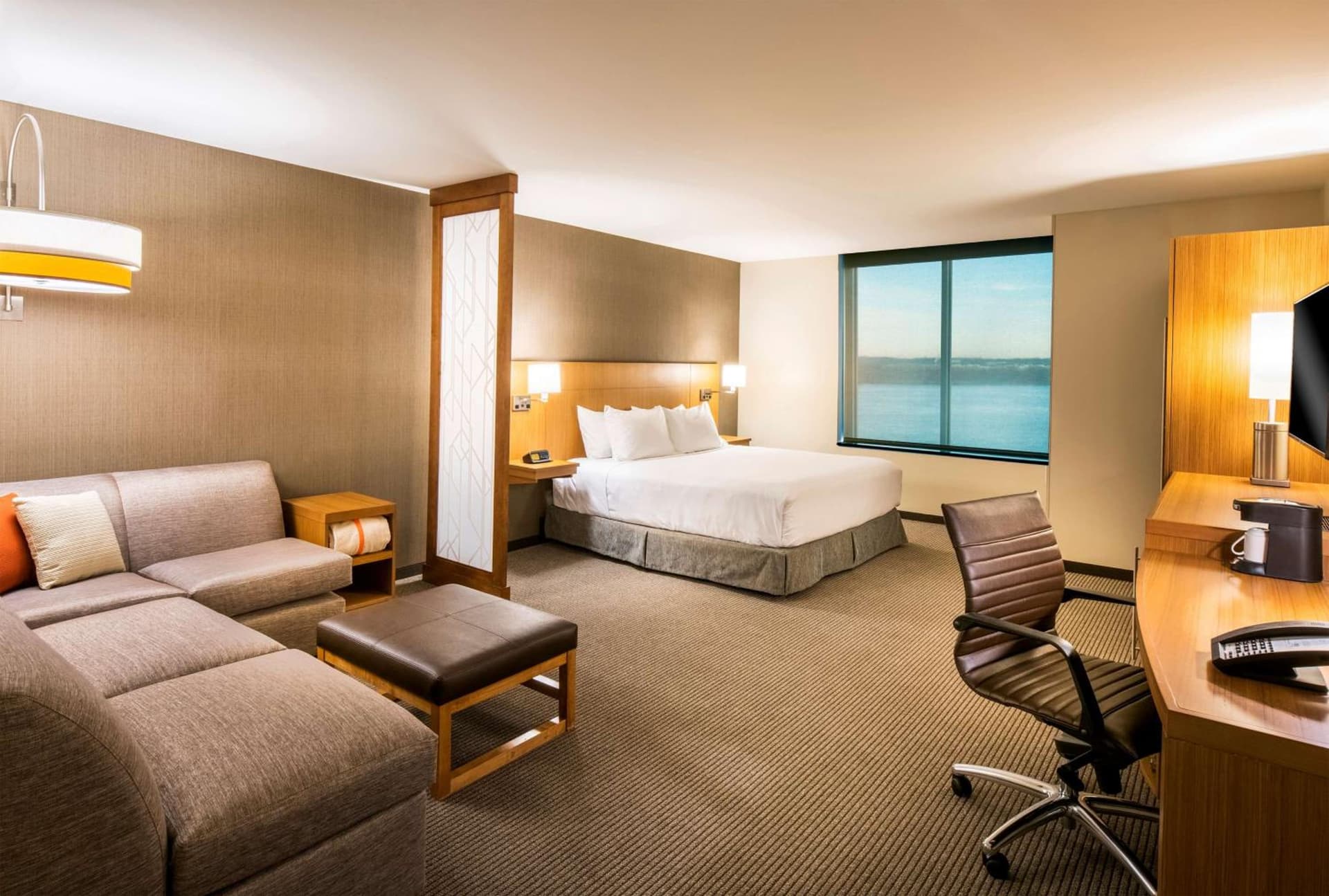 Hyatt Place East Moline/Quad Cities interior in East Moline, IL — gallery photo 2