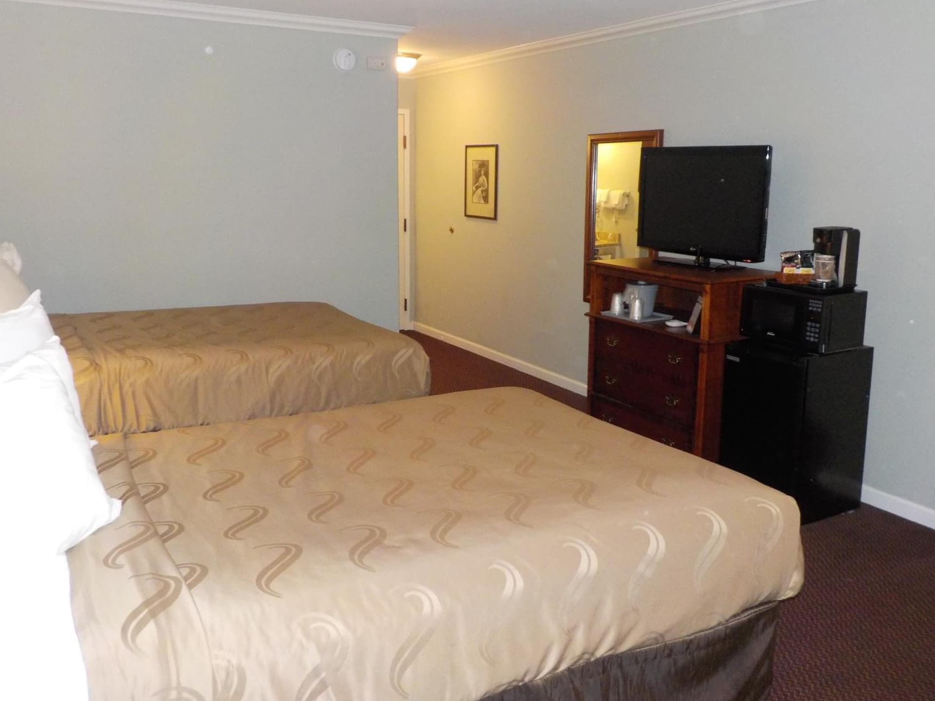 SureStay Plus Hotel by Best Western Auburn gallery photo in Auburn, IN — image 30