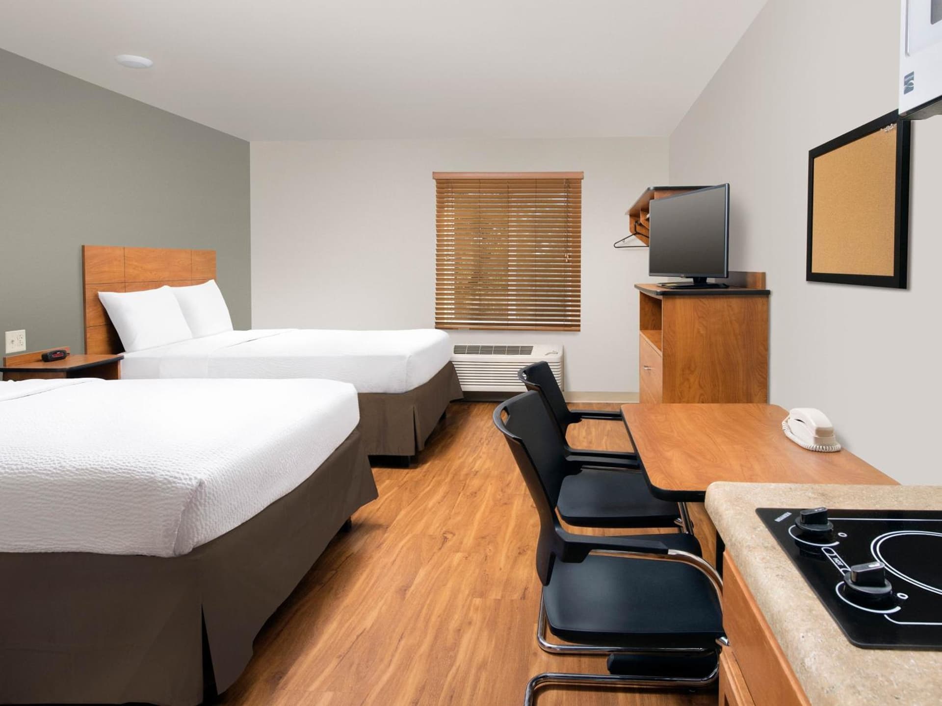 Extended Stay America Select Suites - Kansas City - Stadium gallery photo in Independence, MO — image 4