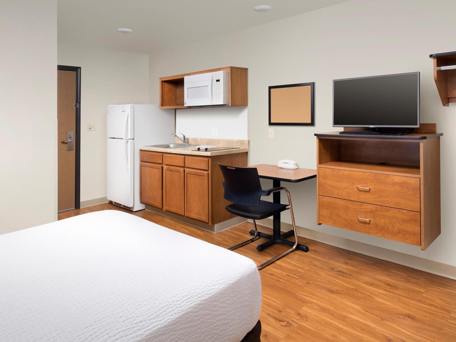 Extended Stay America Select Suites - Kansas City - Stadium gallery photo in Independence, MO — image 8